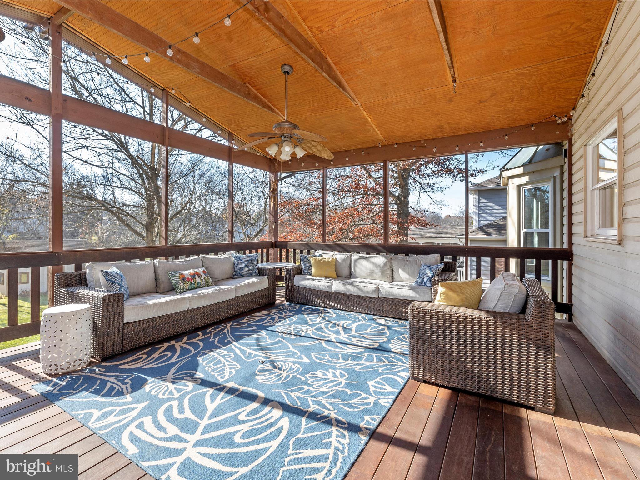 6112 HUCKLEBERRY WAY