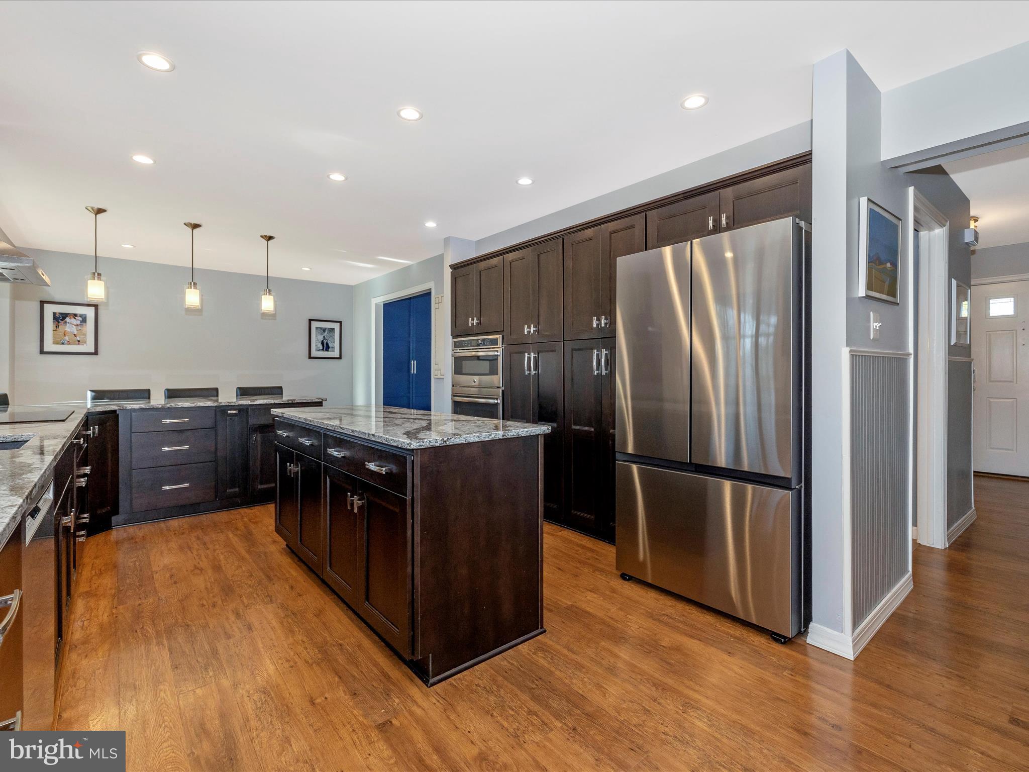 6112 HUCKLEBERRY WAY