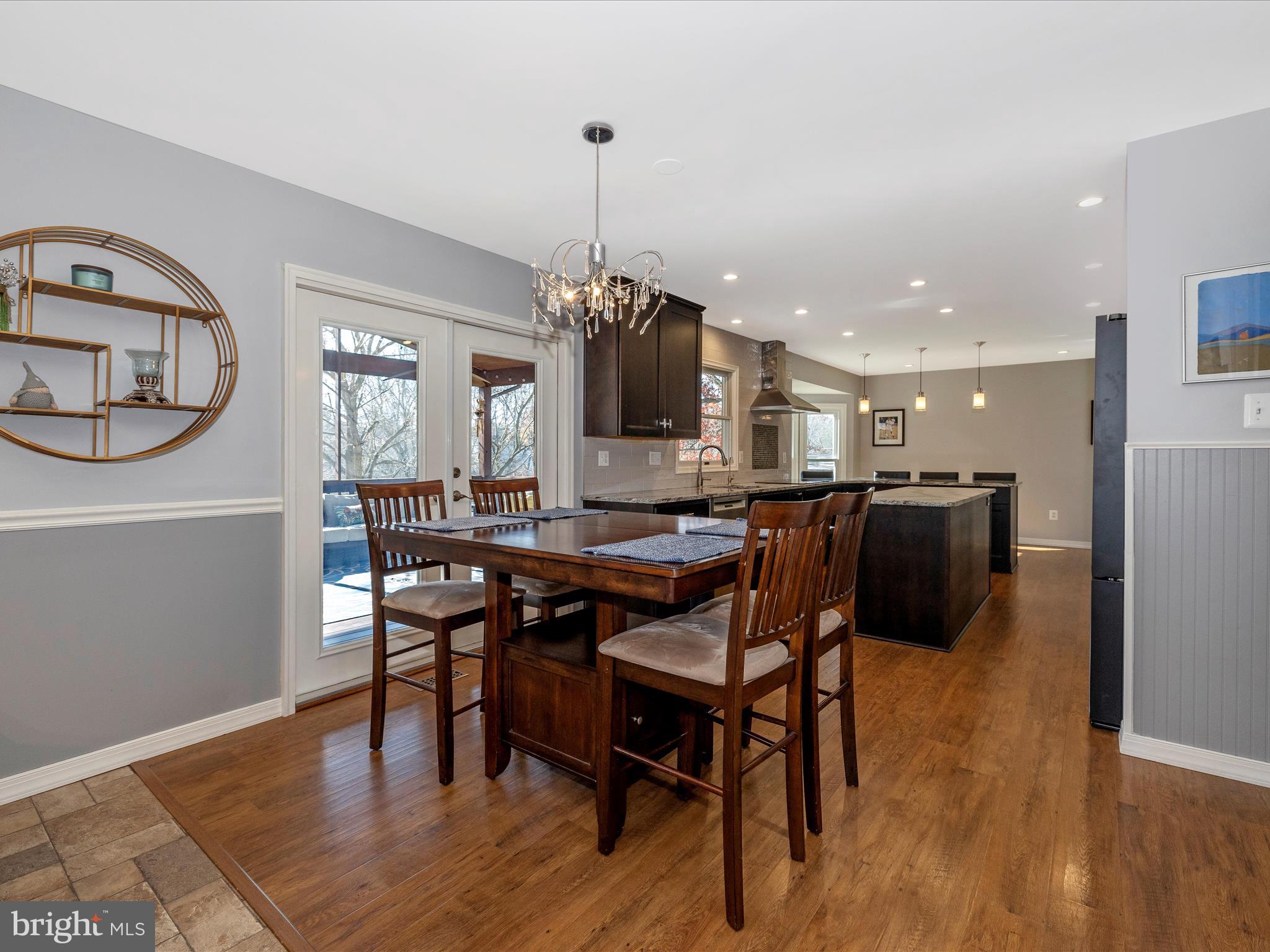 6112 HUCKLEBERRY WAY