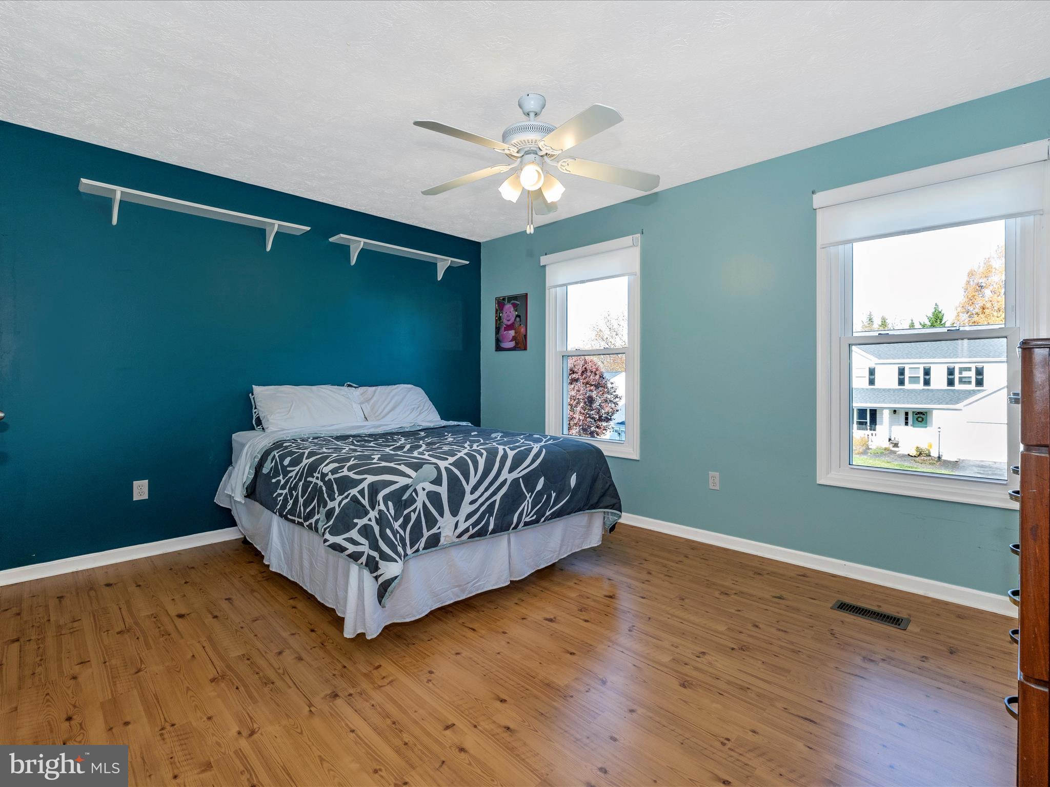 6112 HUCKLEBERRY WAY