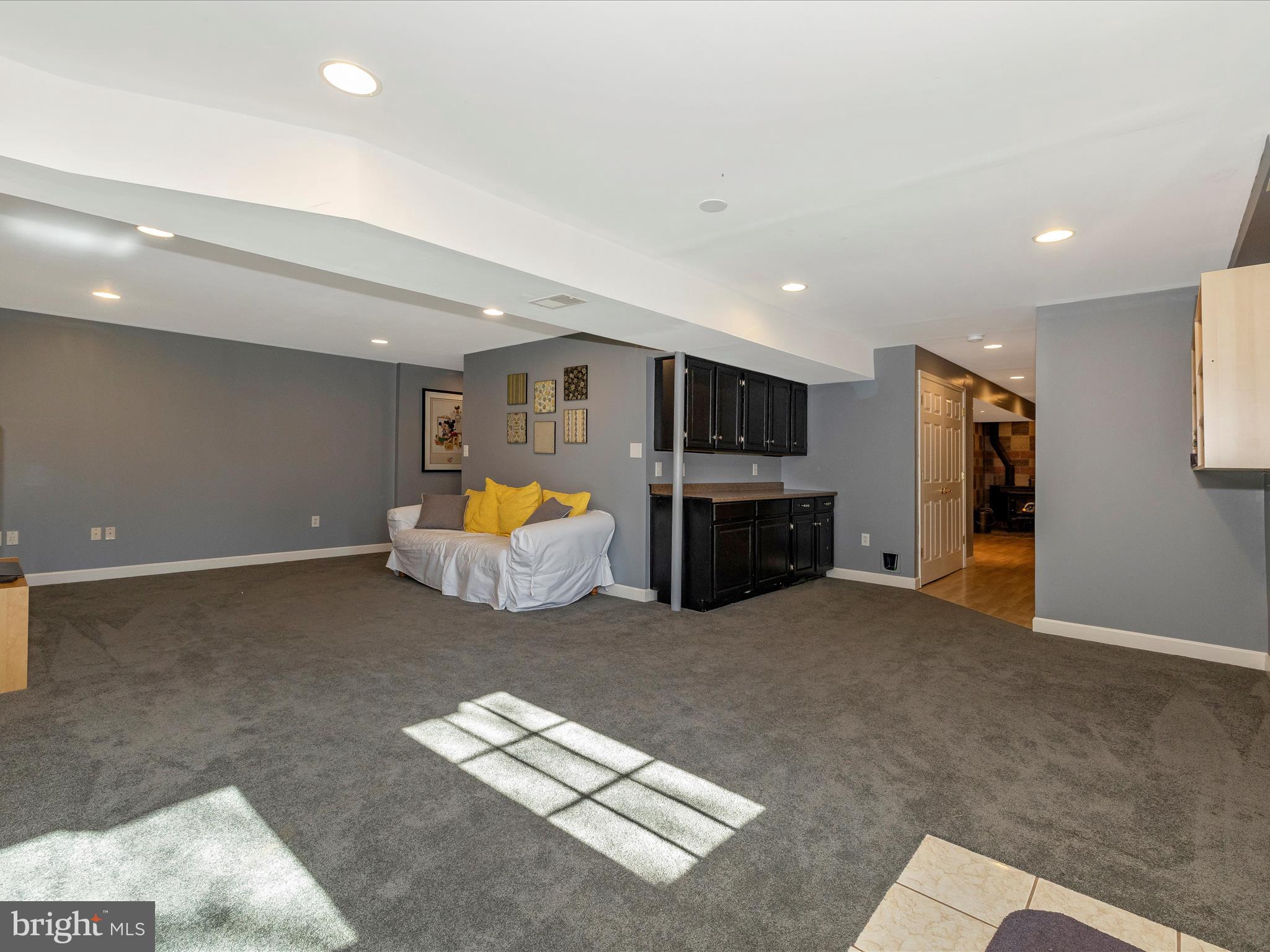 6112 HUCKLEBERRY WAY