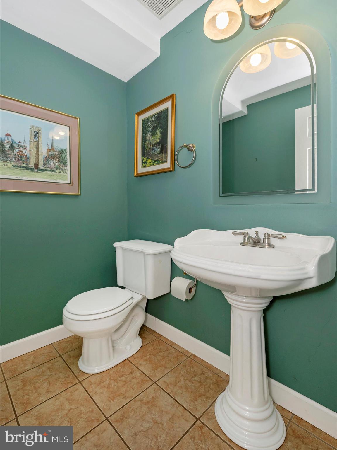 6112 HUCKLEBERRY WAY