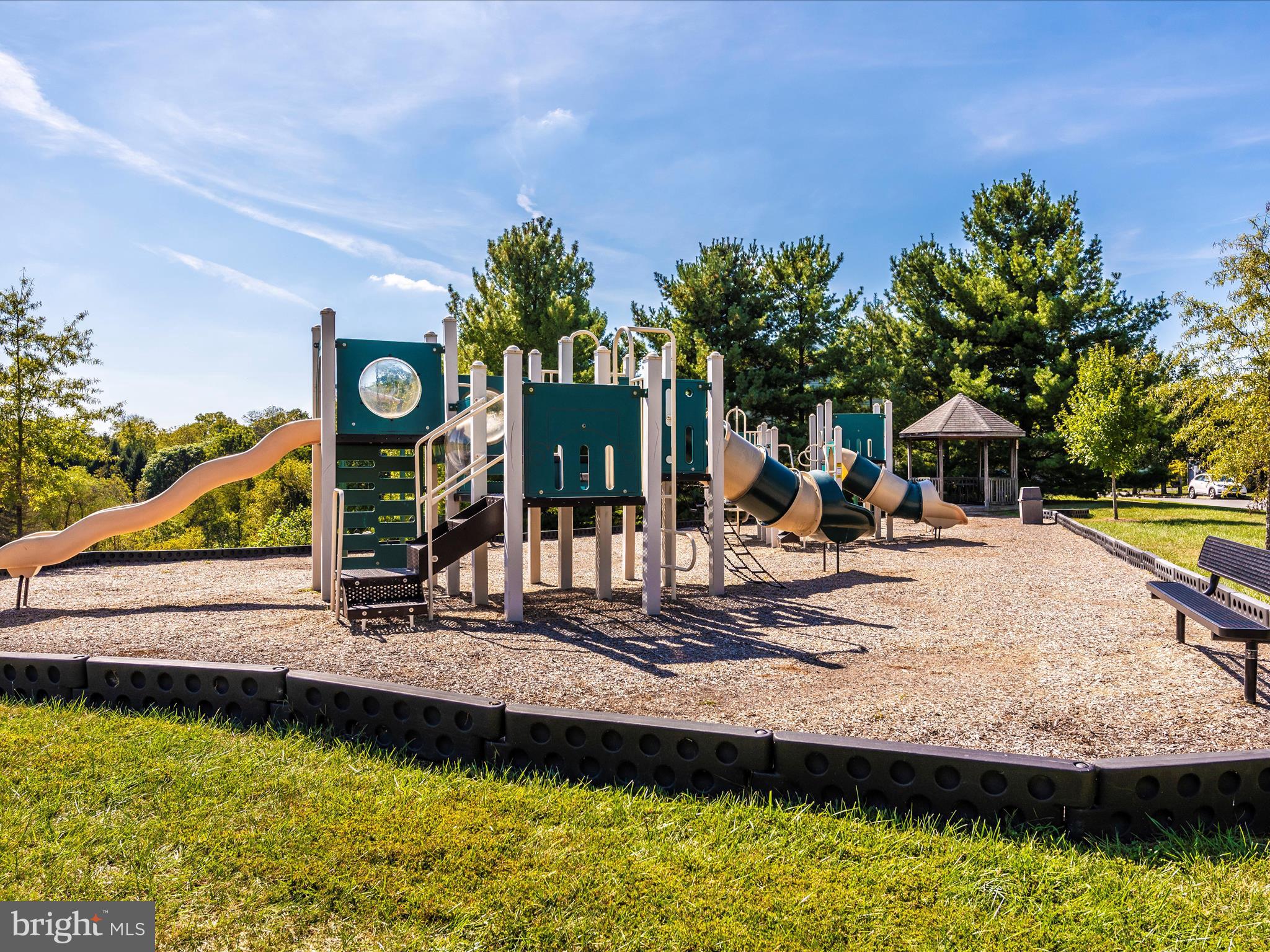 6112 HUCKLEBERRY WAY