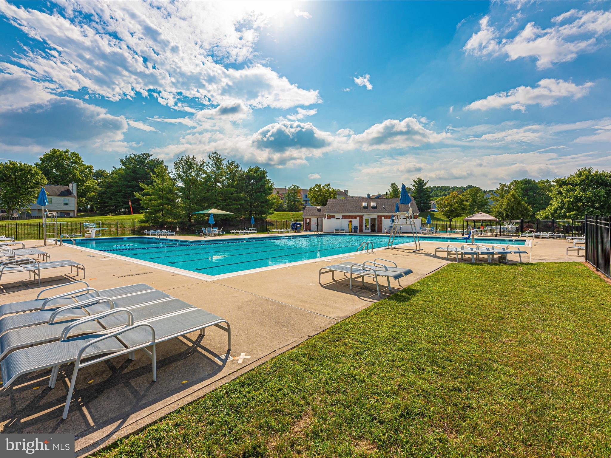 6112 HUCKLEBERRY WAY