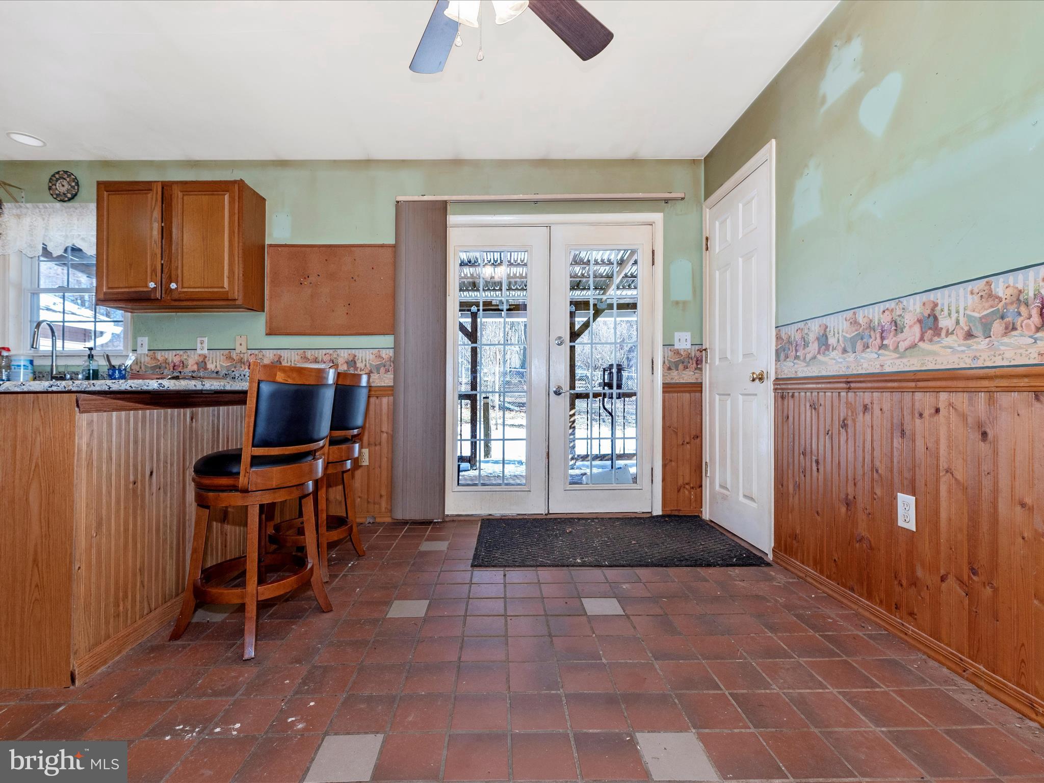 4744 MIDDLEPOINT ROAD D