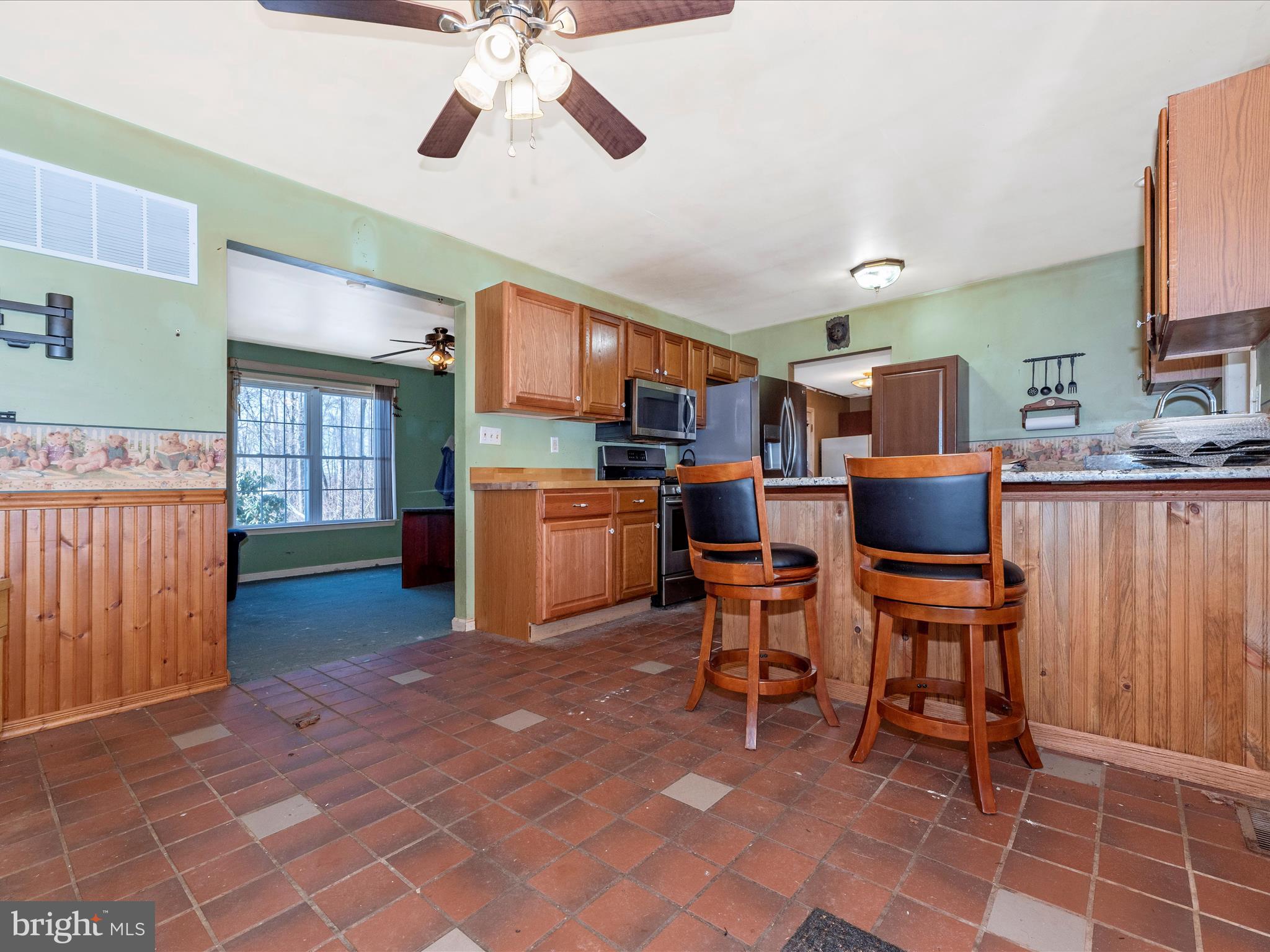 4744 MIDDLEPOINT ROAD D