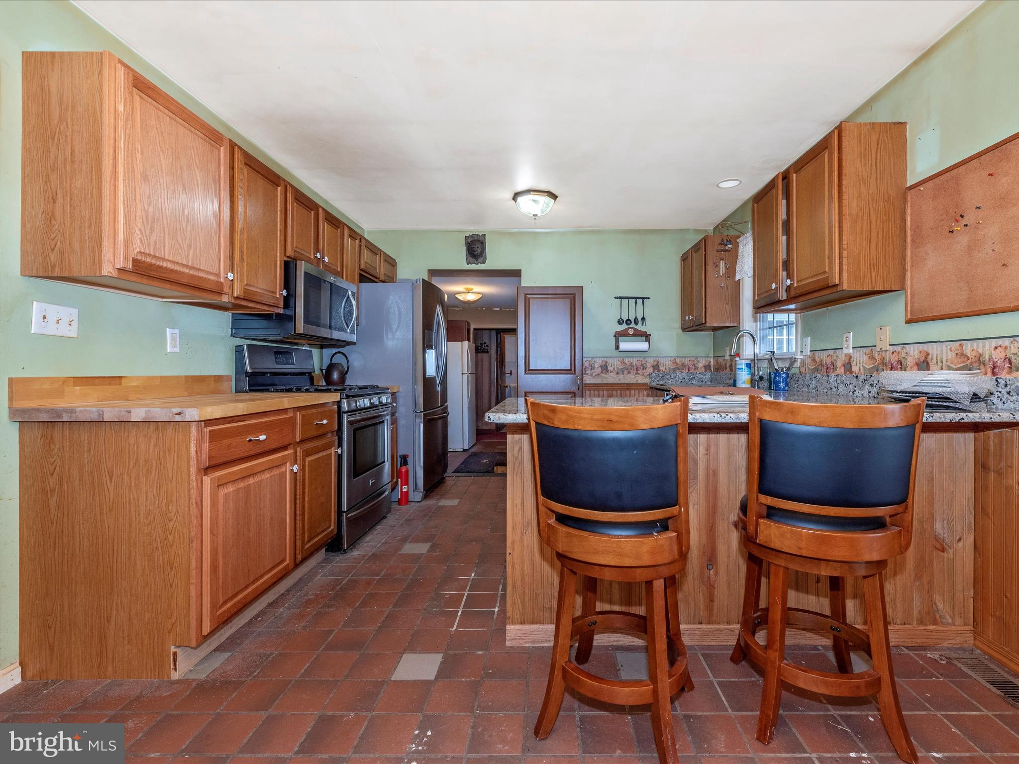 4744 MIDDLEPOINT ROAD D