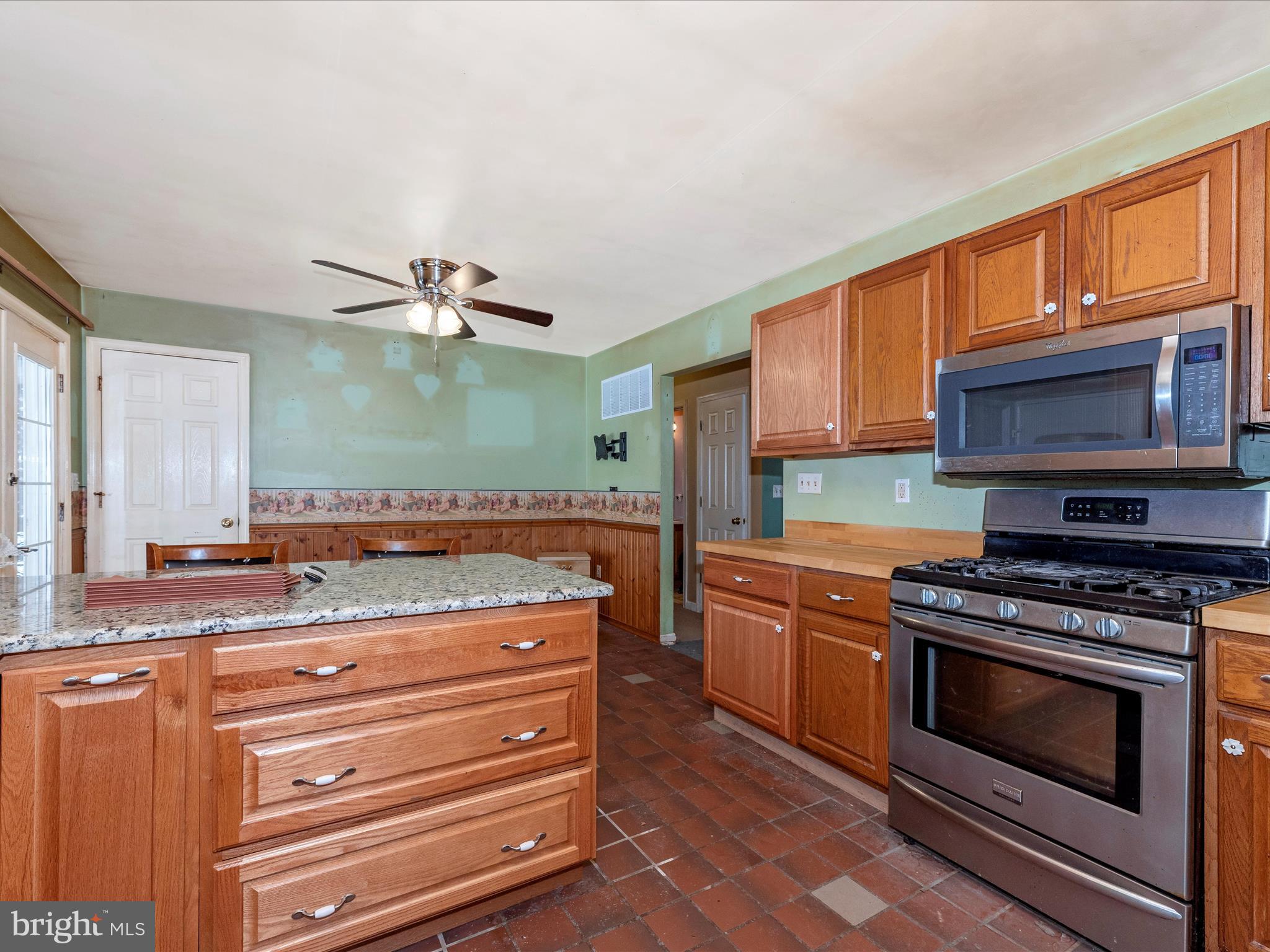 4744 MIDDLEPOINT ROAD D