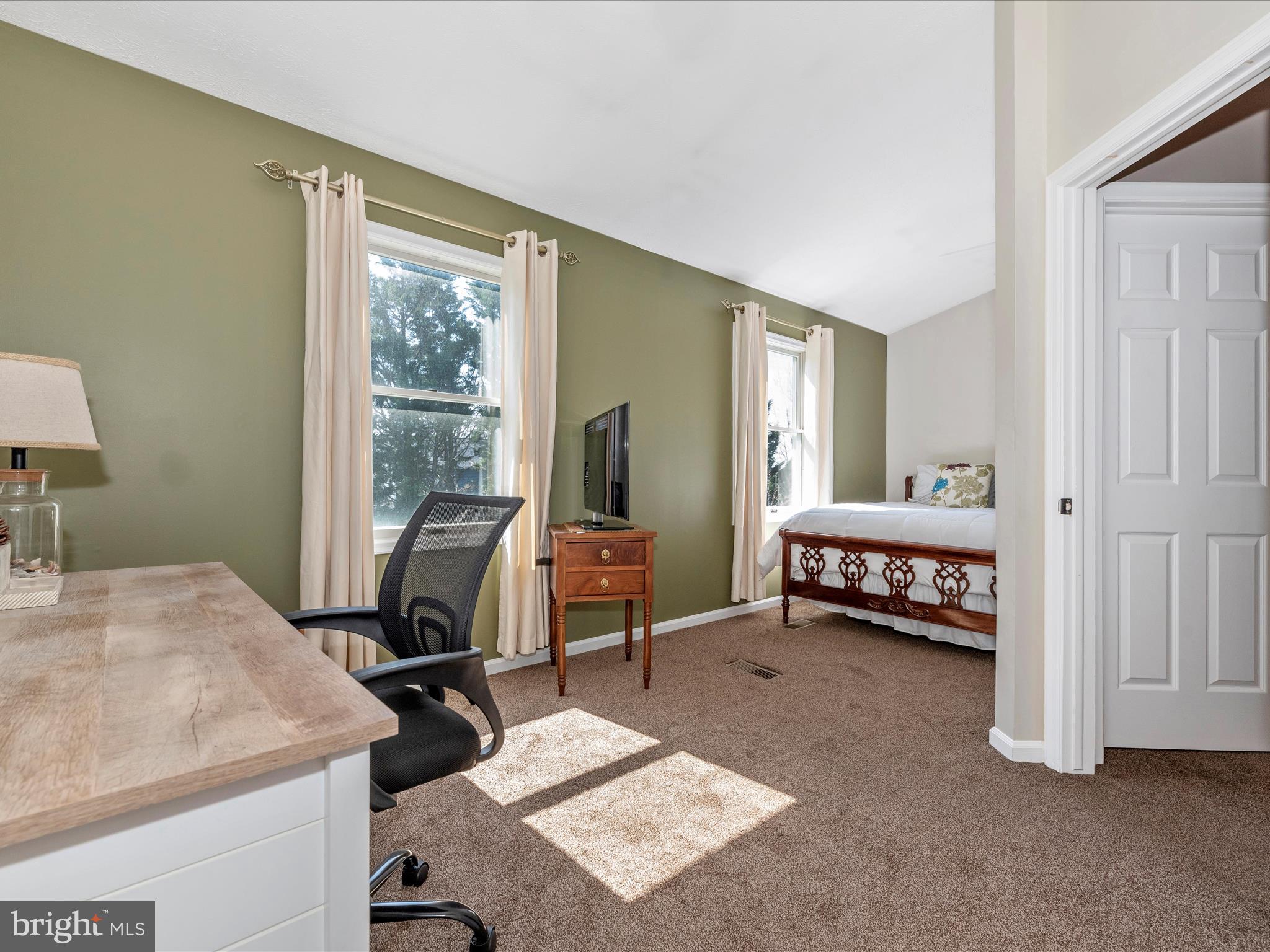 6153 S STEAMBOAT WAY