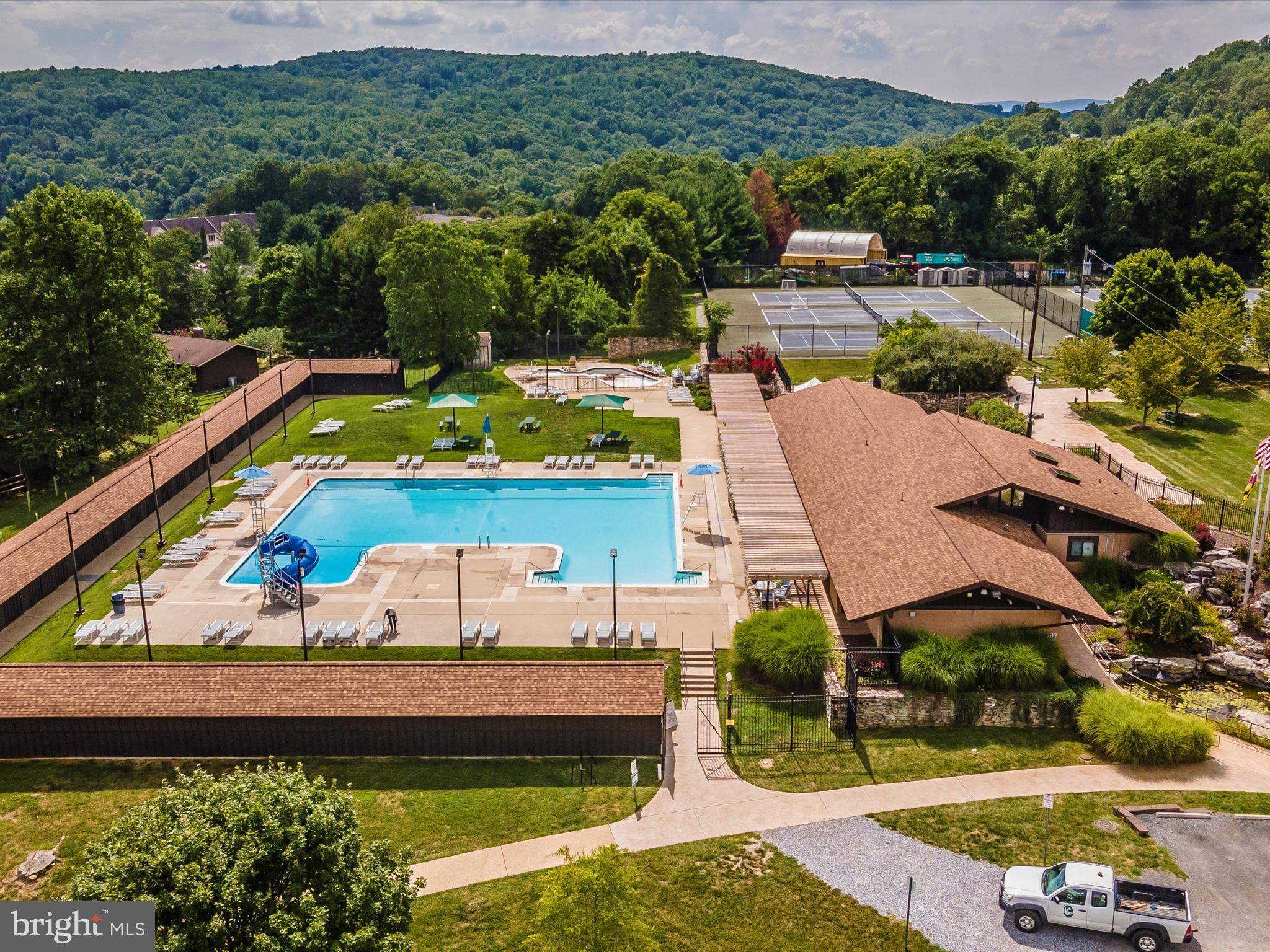 6153 S STEAMBOAT WAY