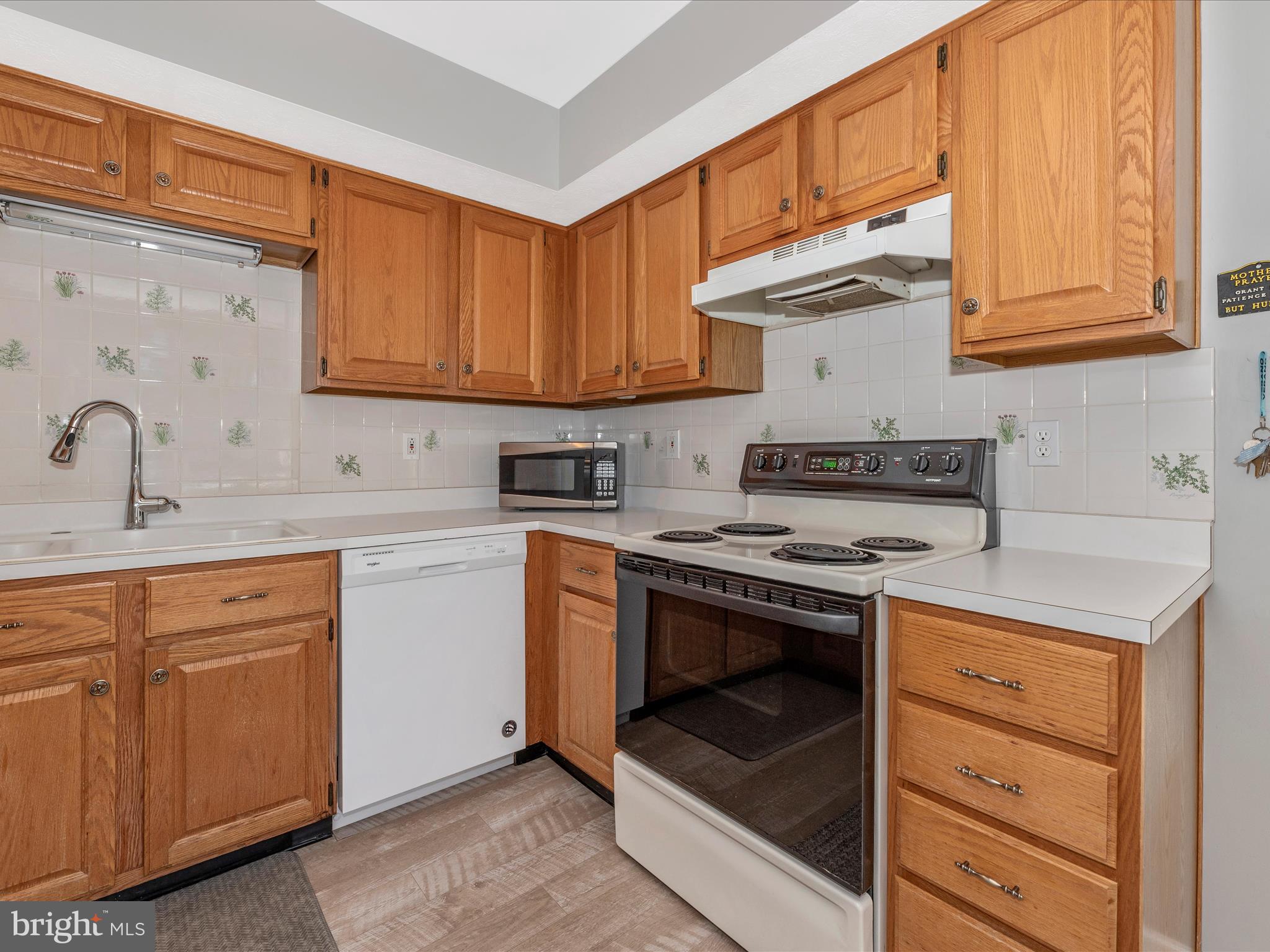 6153 S STEAMBOAT WAY