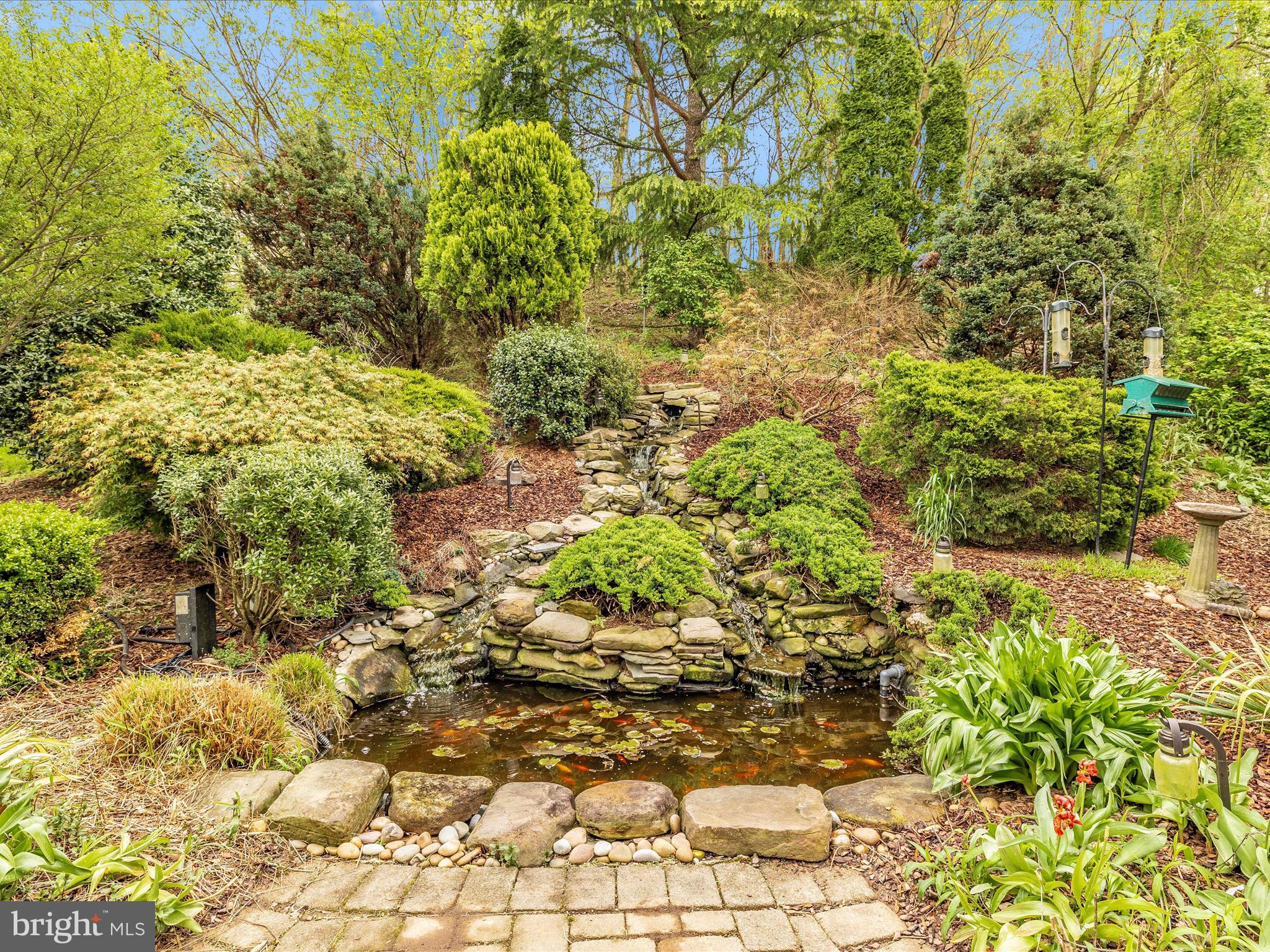 5807 WINDING RIDGE WAY