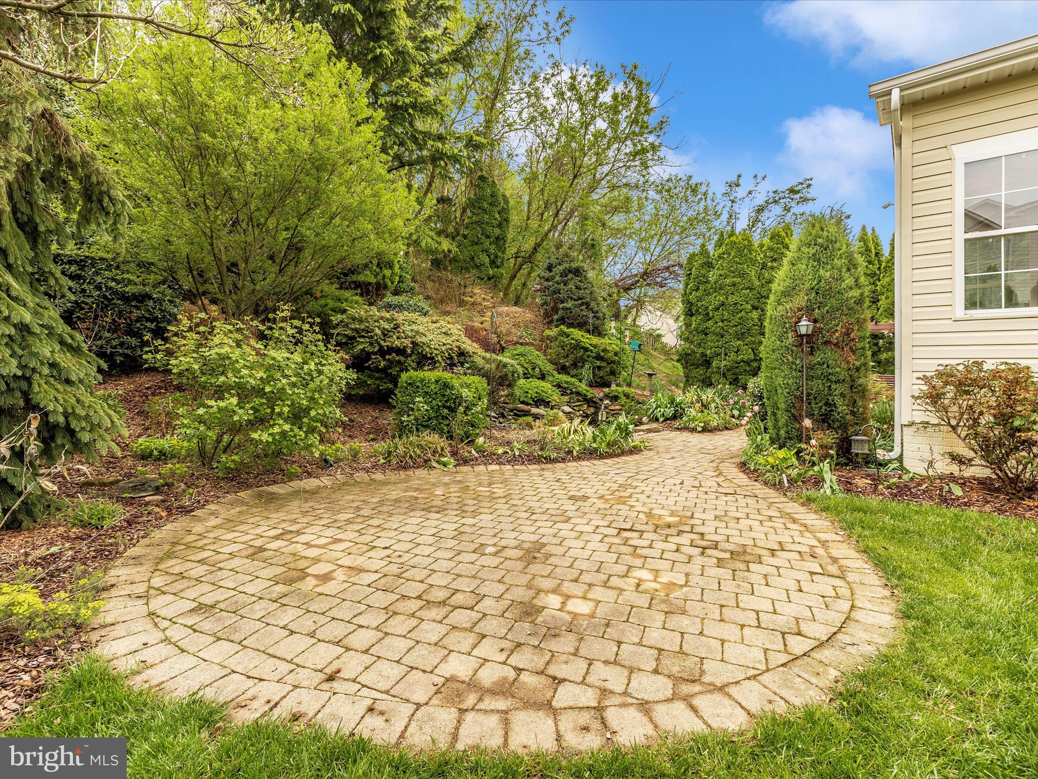 5807 WINDING RIDGE WAY