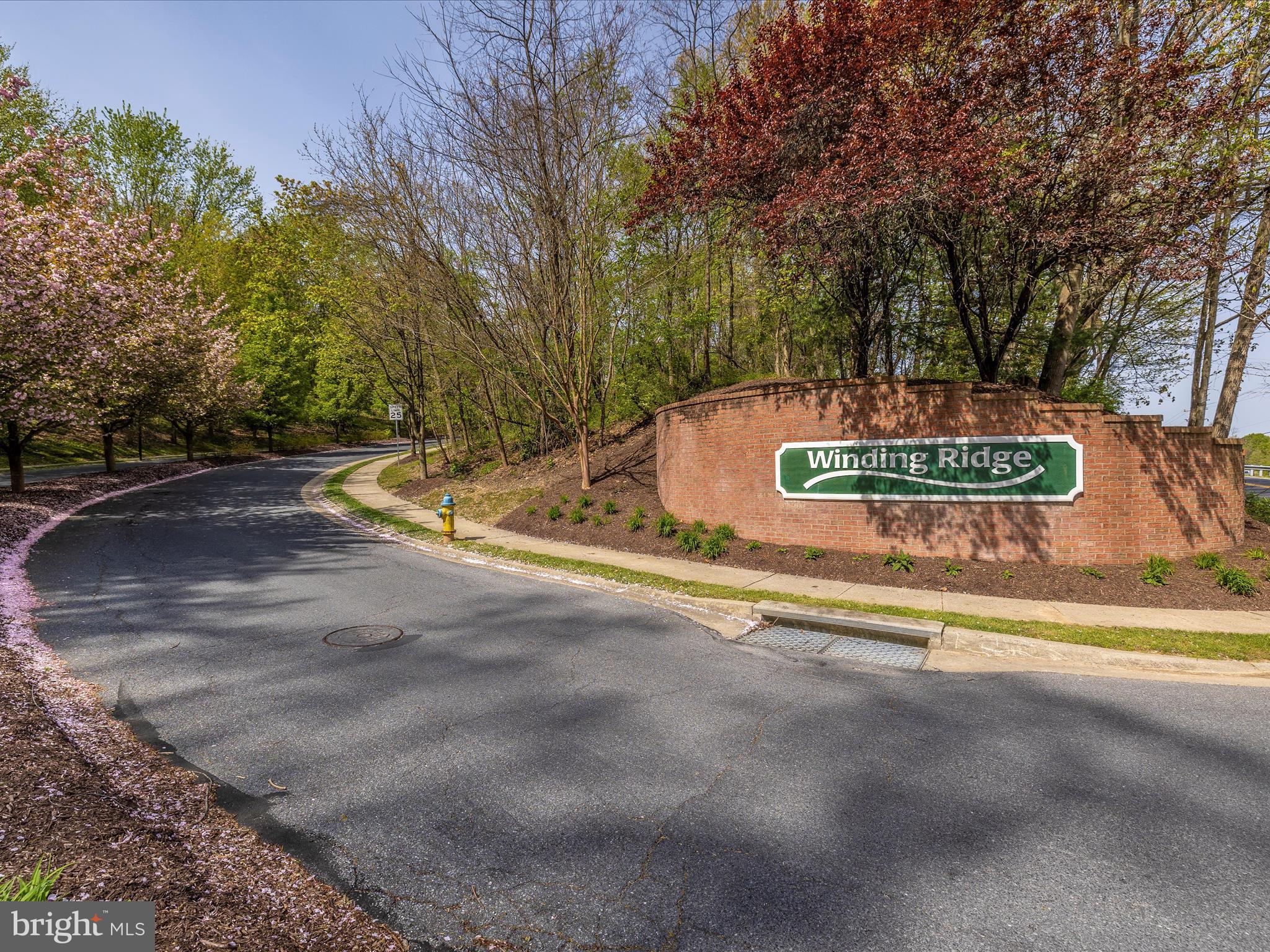 5807 WINDING RIDGE WAY