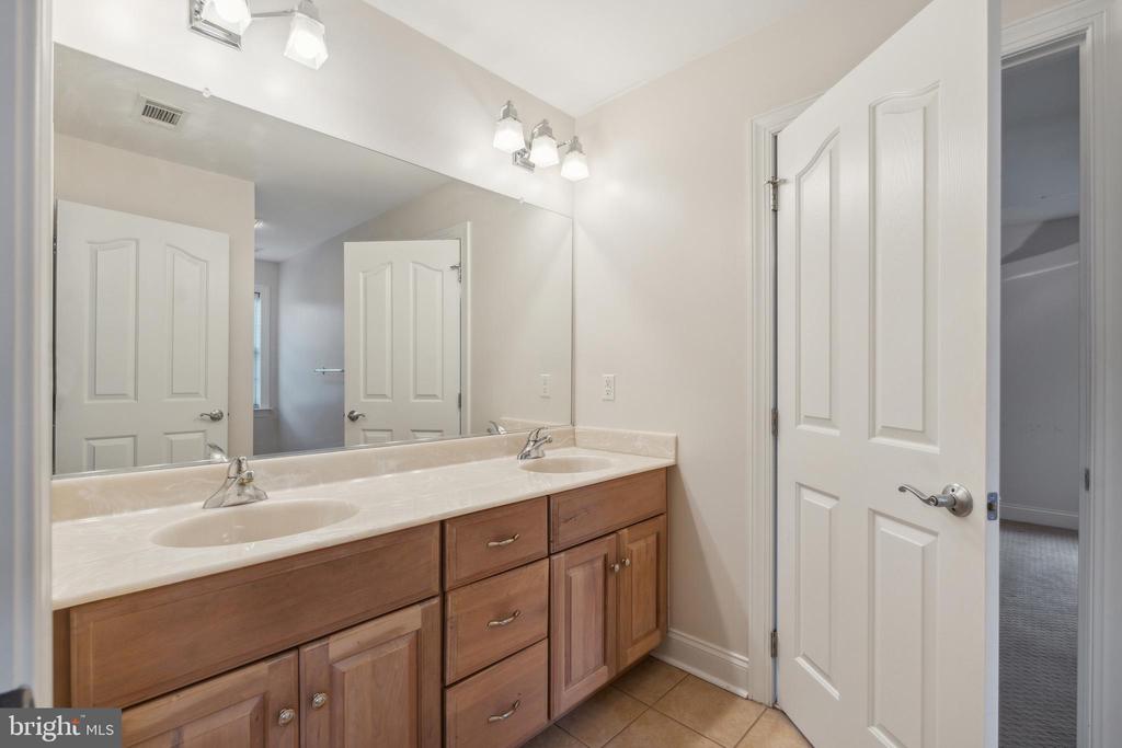 3436 BASFORD ROAD