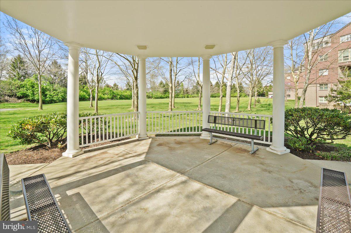 102 MERCER COURT 24 2A