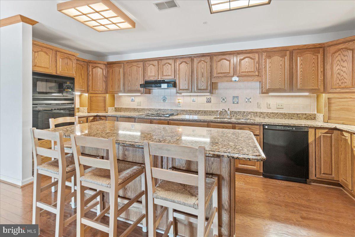 102 MERCER COURT 24 2A