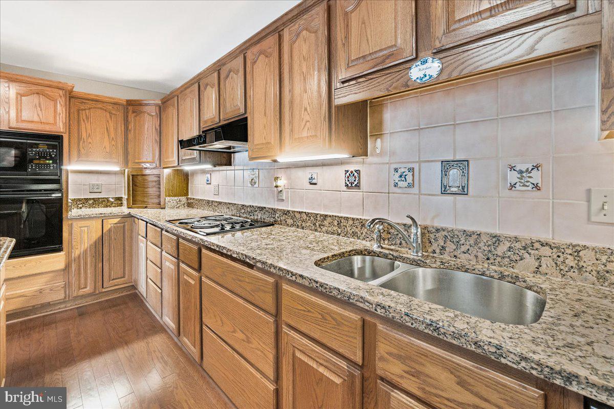 102 MERCER COURT 24 2A