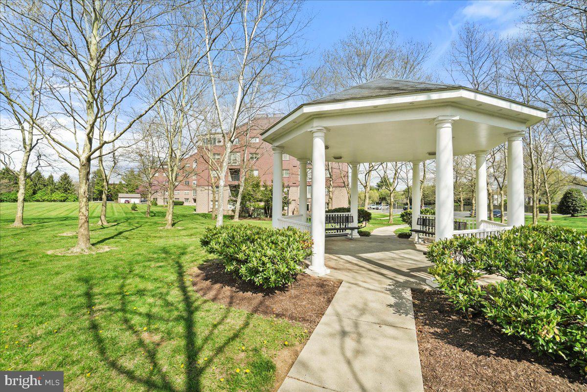 102 MERCER COURT 24 2A