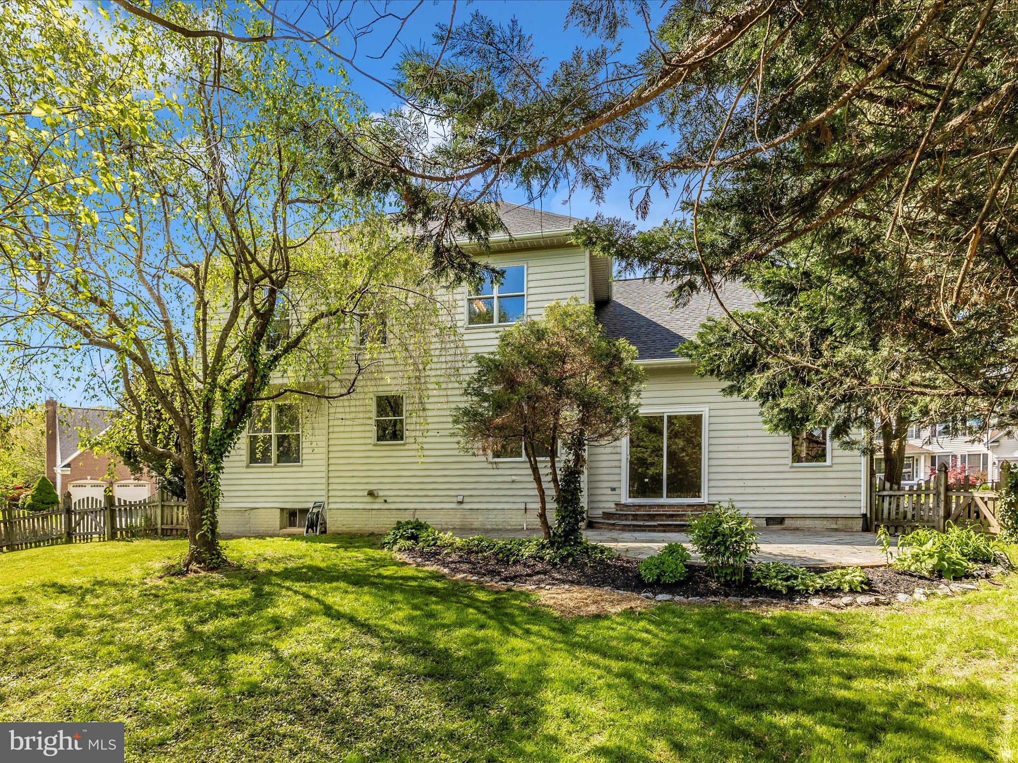 6113 SPRING MEADOW LANE