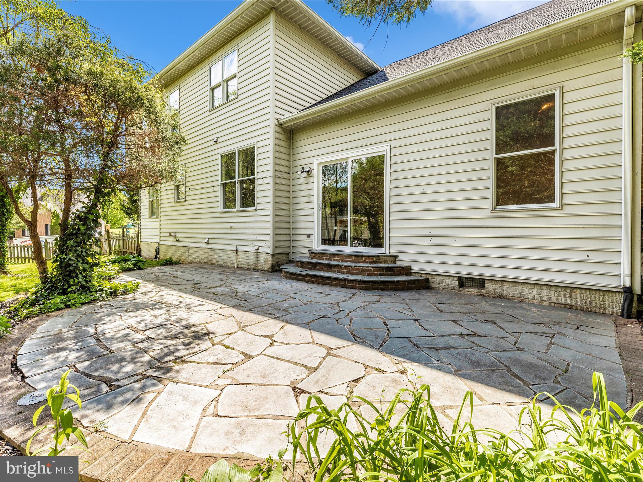 6113 SPRING MEADOW LANE