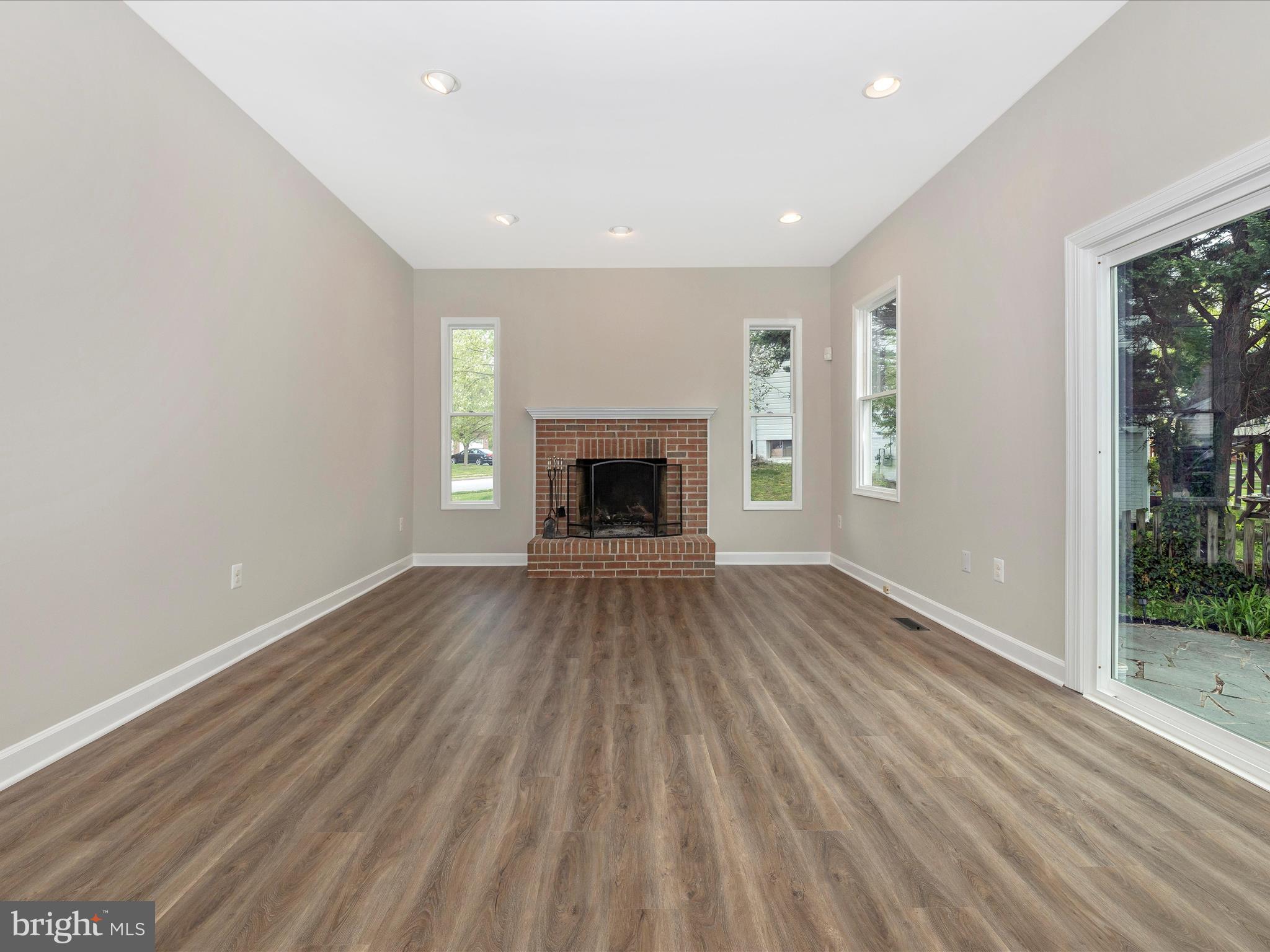 6113 SPRING MEADOW LANE