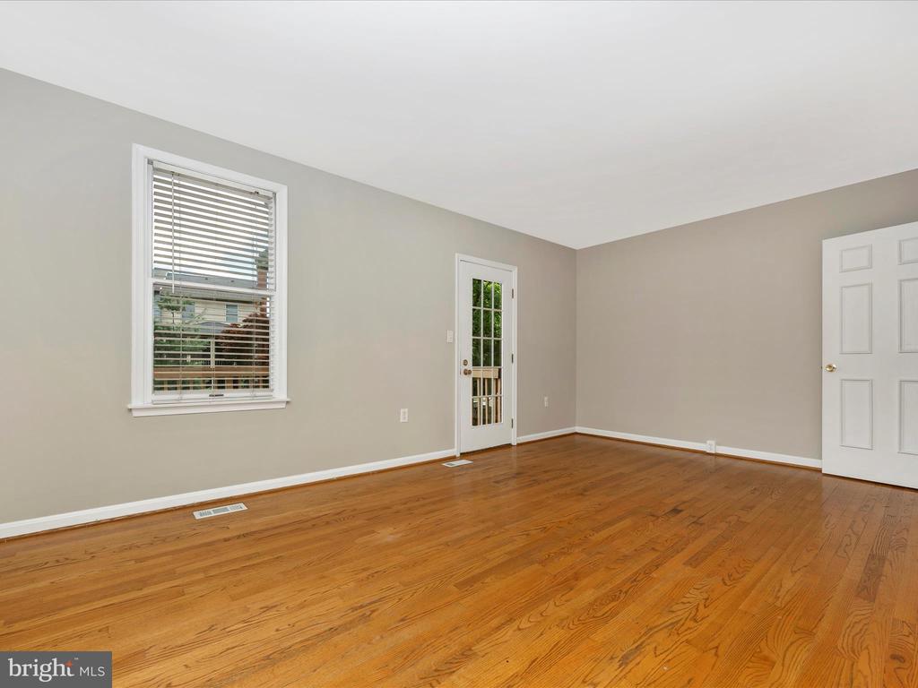 108 BRACKEN COURT