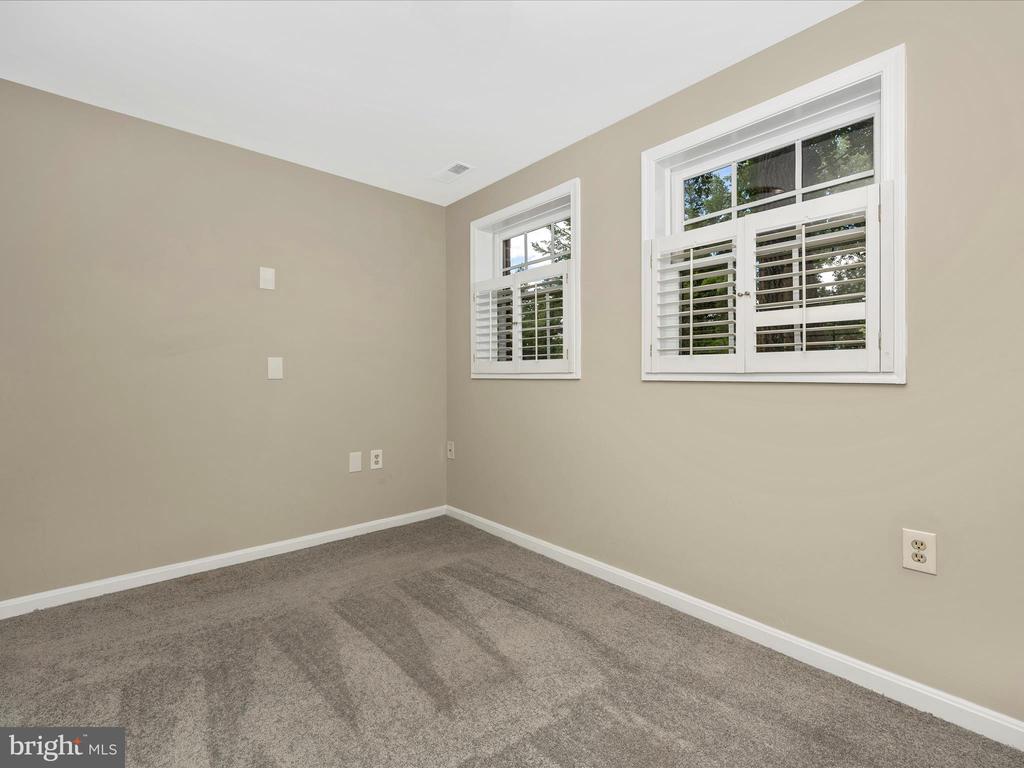 108 BRACKEN COURT