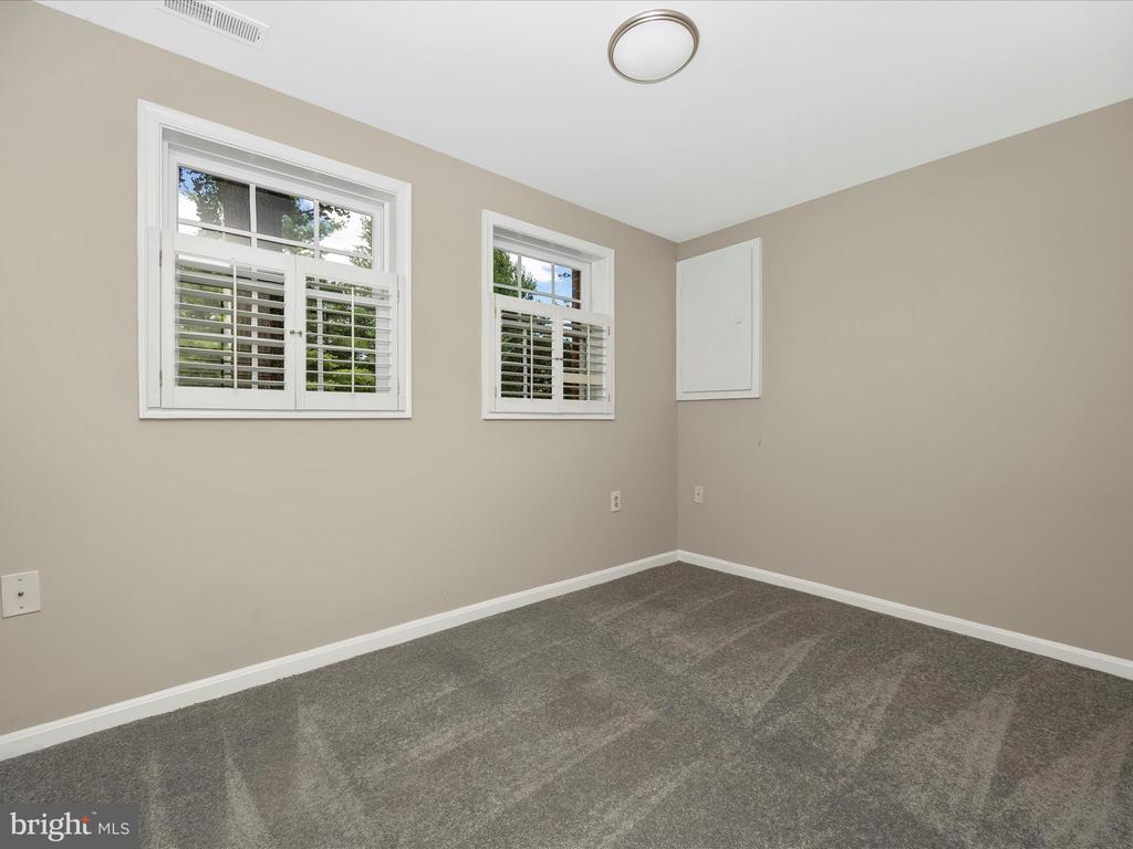 108 BRACKEN COURT