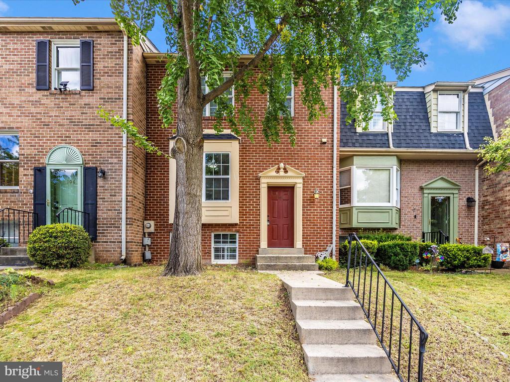 108 BRACKEN COURT