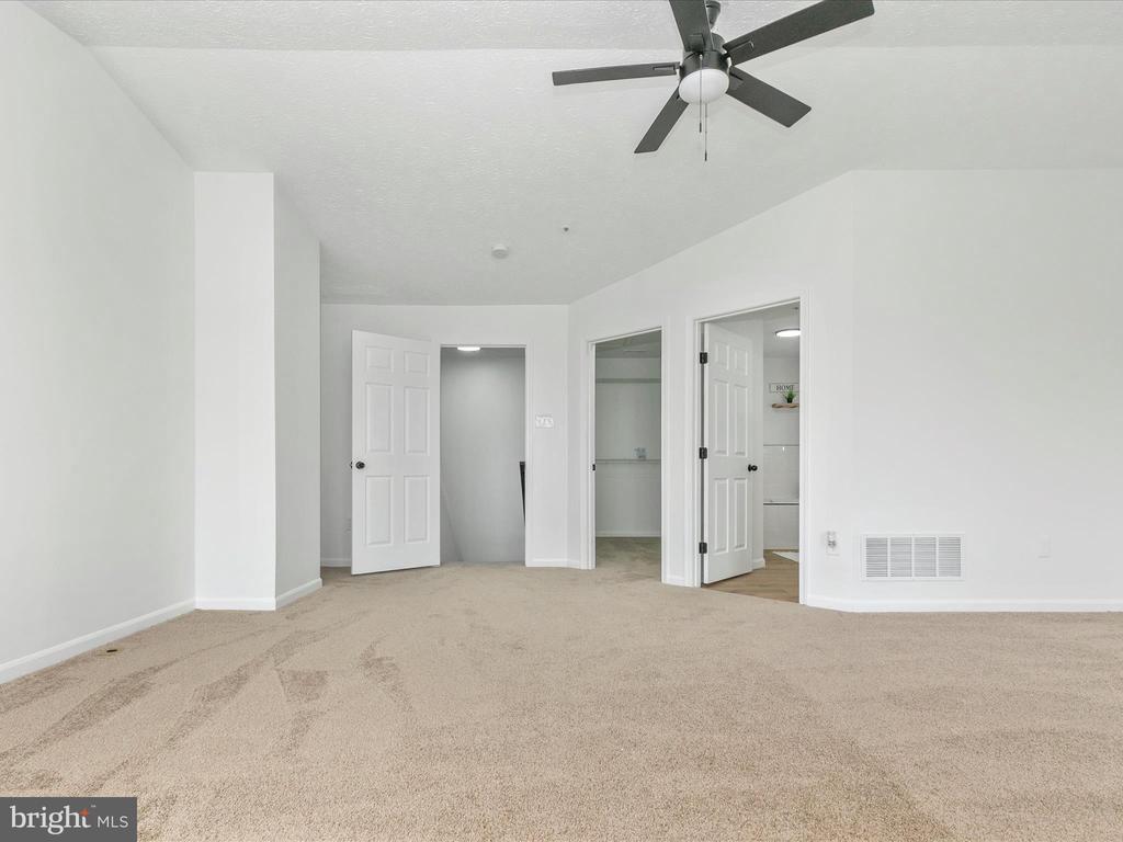 5307 REGAL COURT