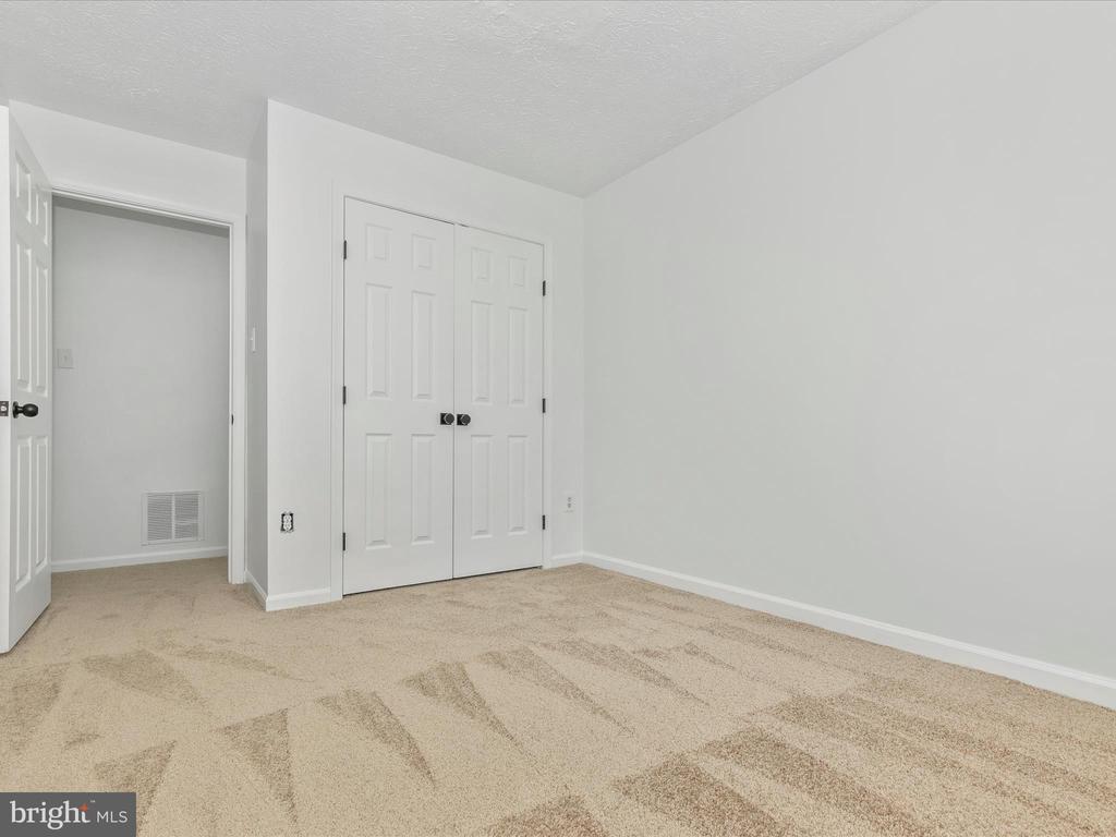 5307 REGAL COURT