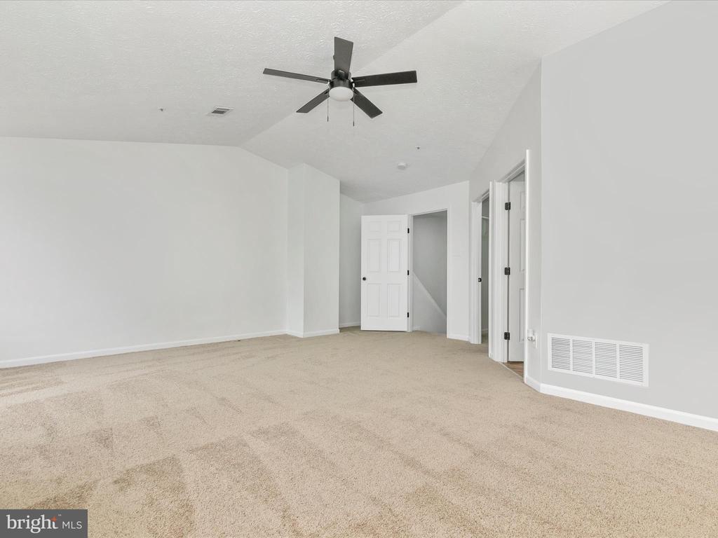 5307 REGAL COURT