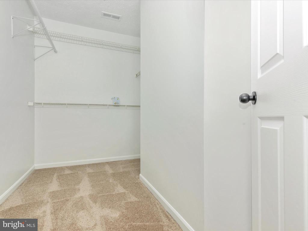 5307 REGAL COURT