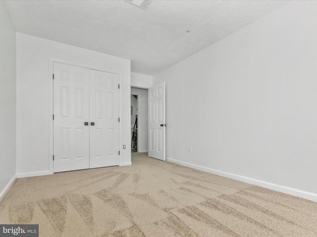 5307 REGAL COURT