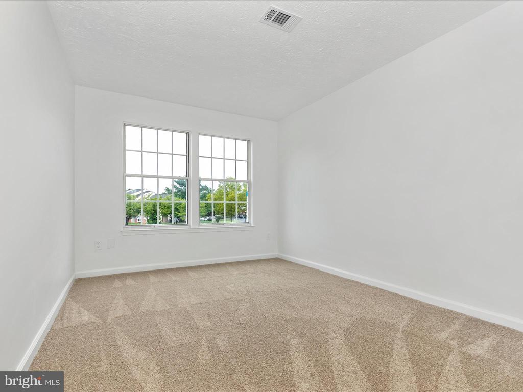 5307 REGAL COURT