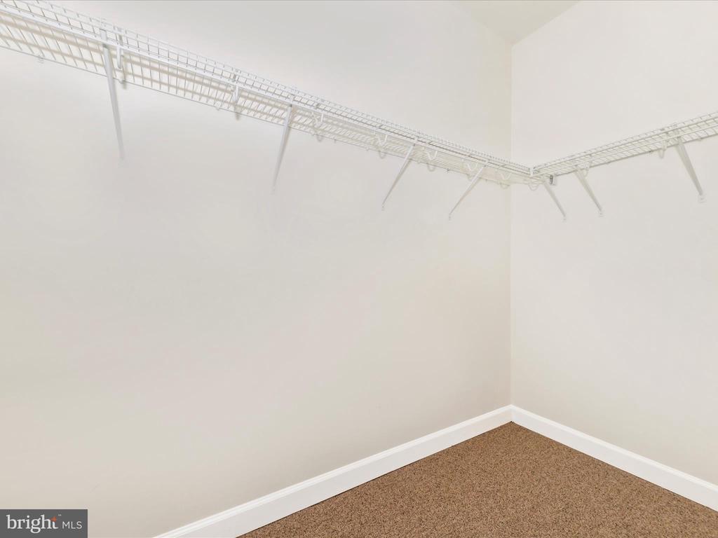 35 E ALL SAINTS STREET 317