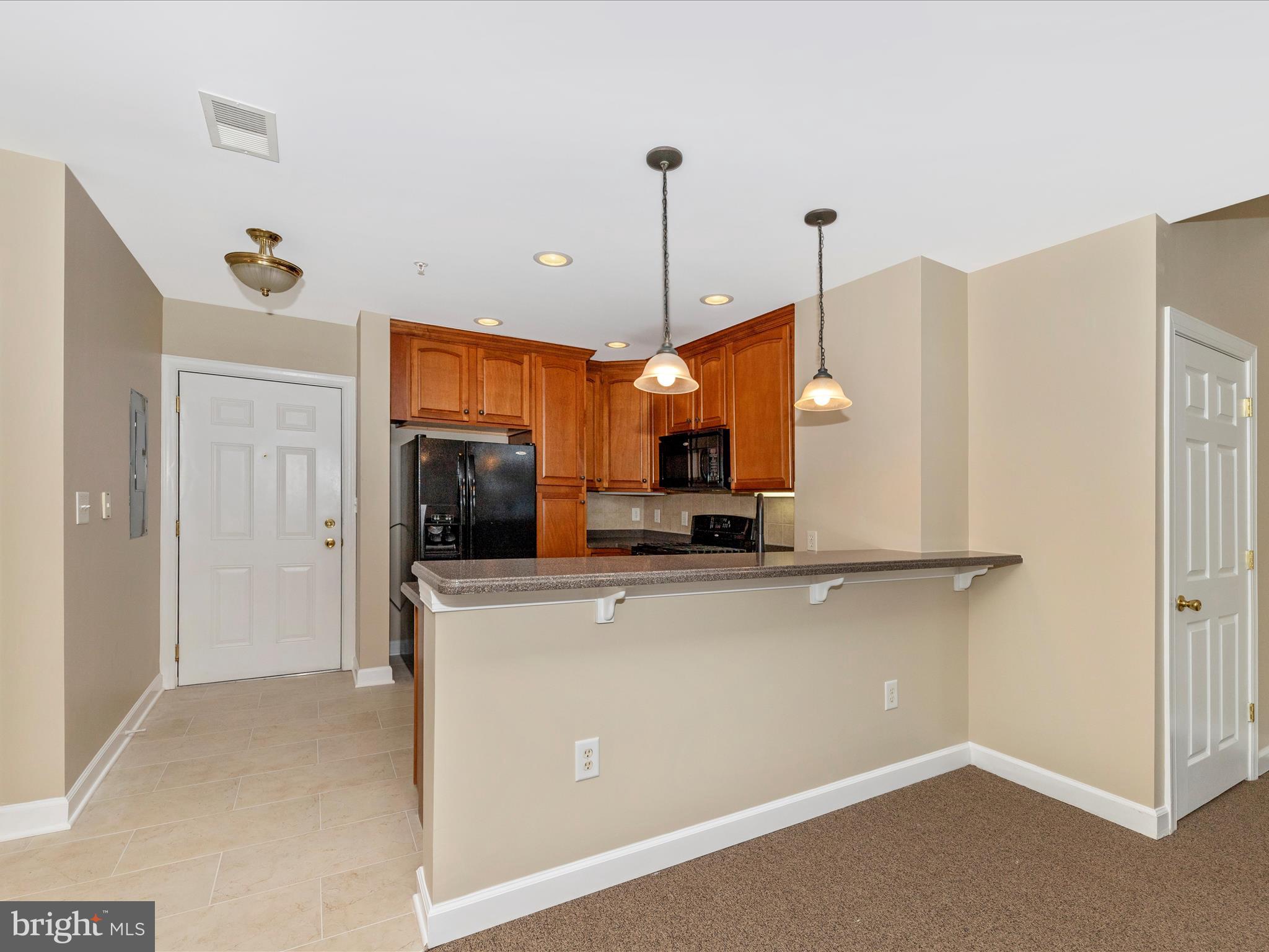 35 E ALL SAINTS STREET 317