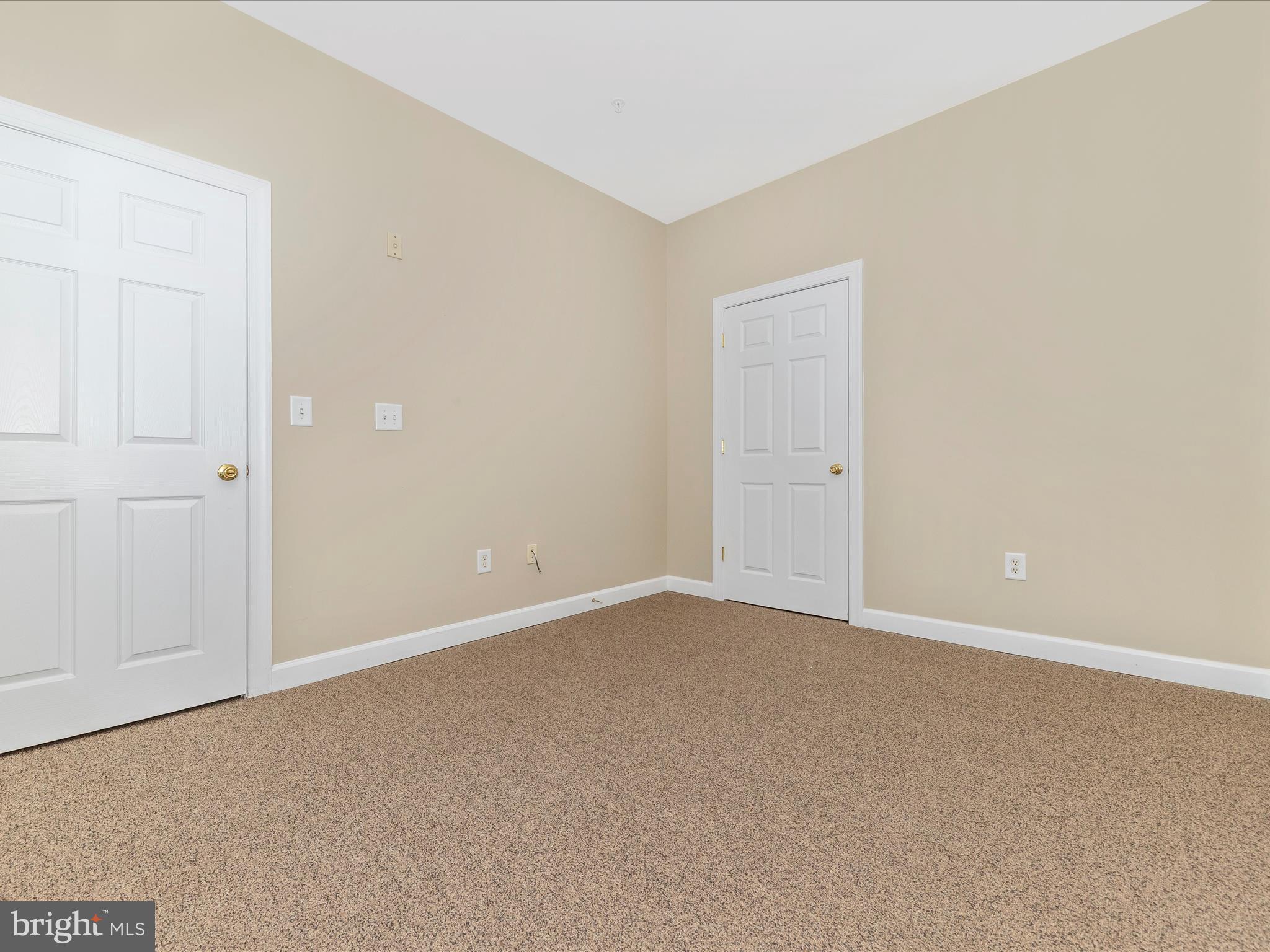 35 E ALL SAINTS STREET 317