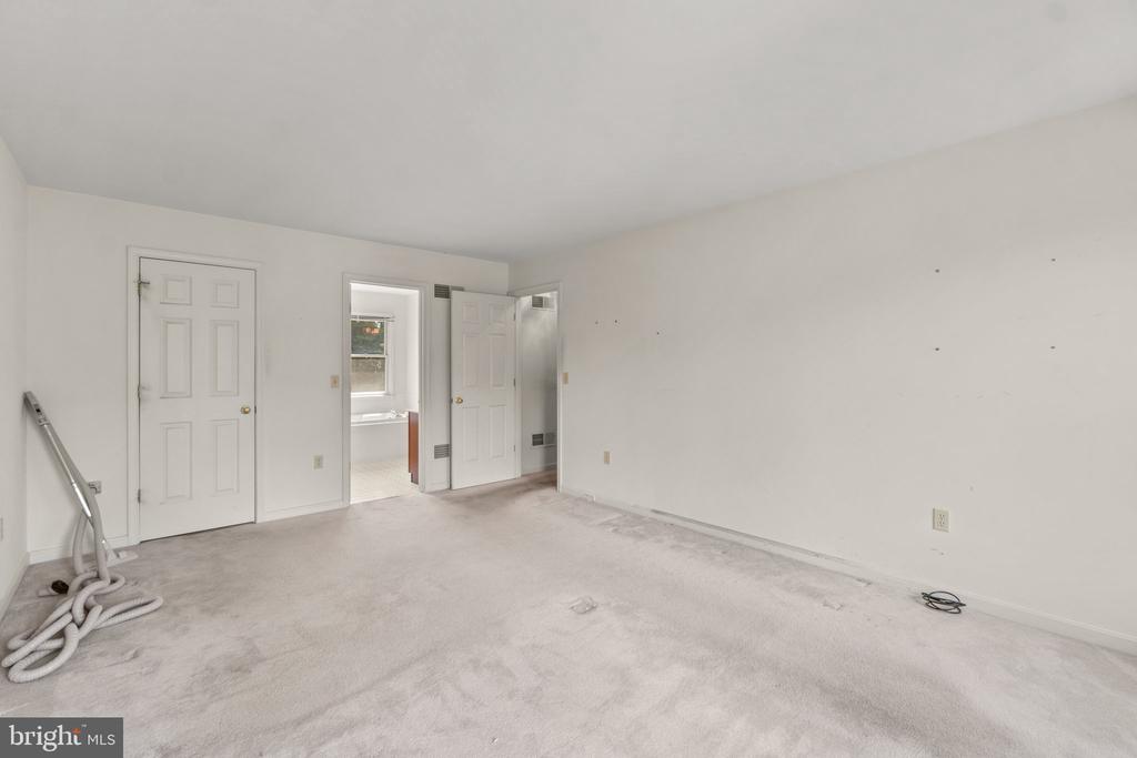 111 MANDA DRIVE