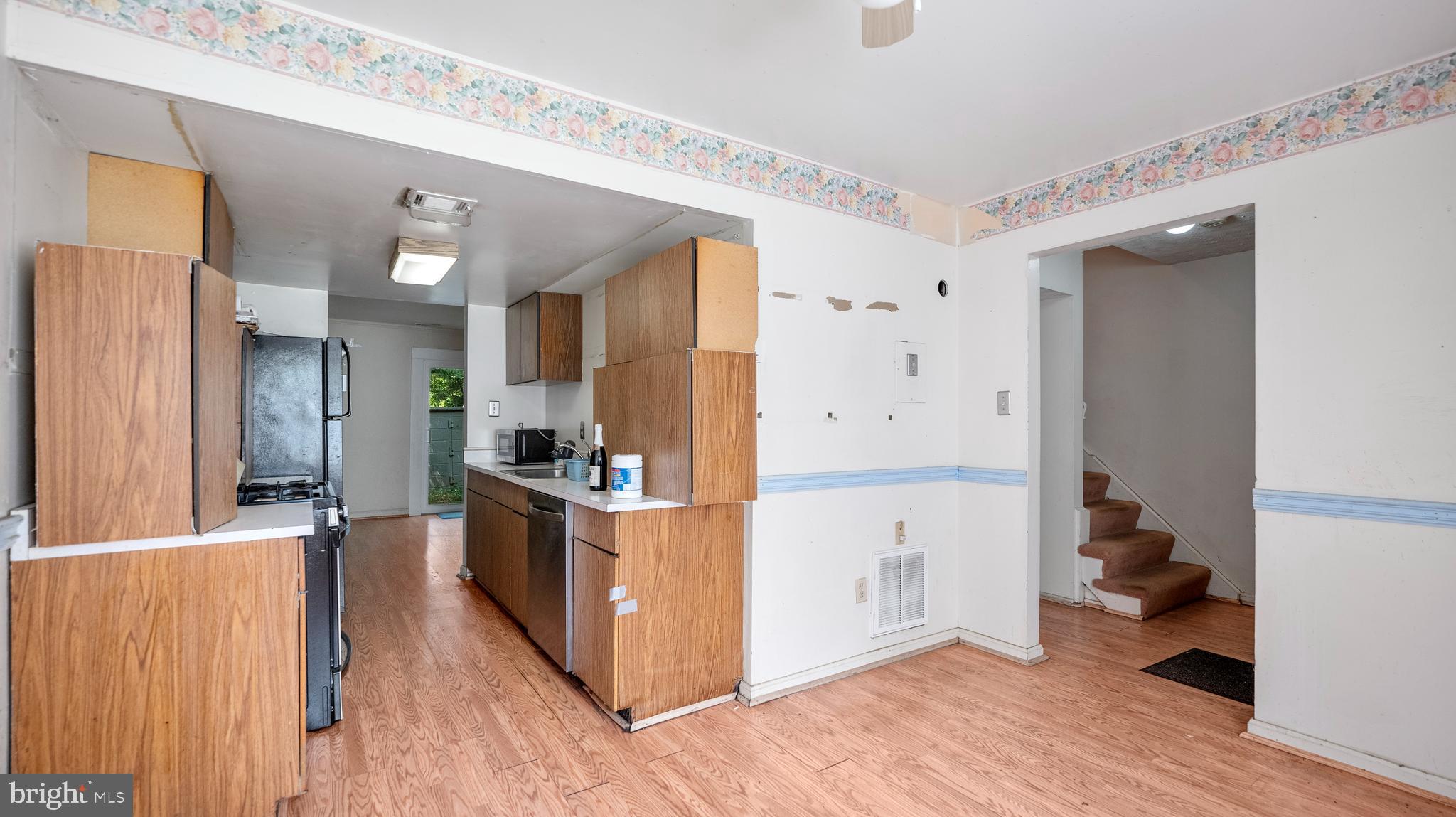 8316 REVELATION AVENUE