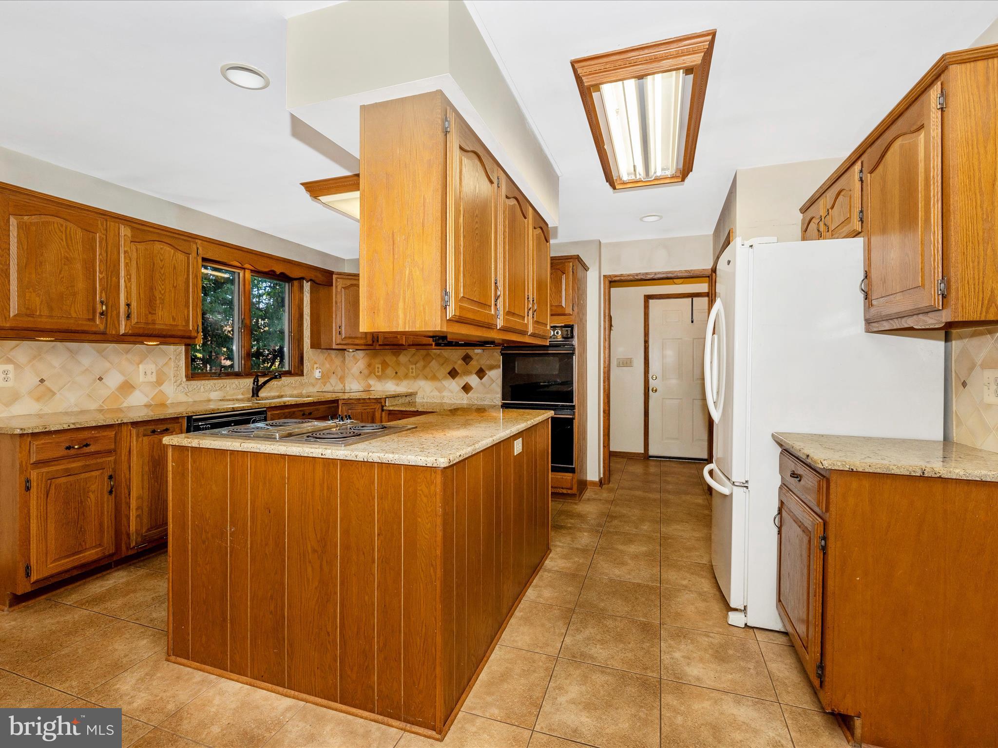 12394 N DEBKAY COURT