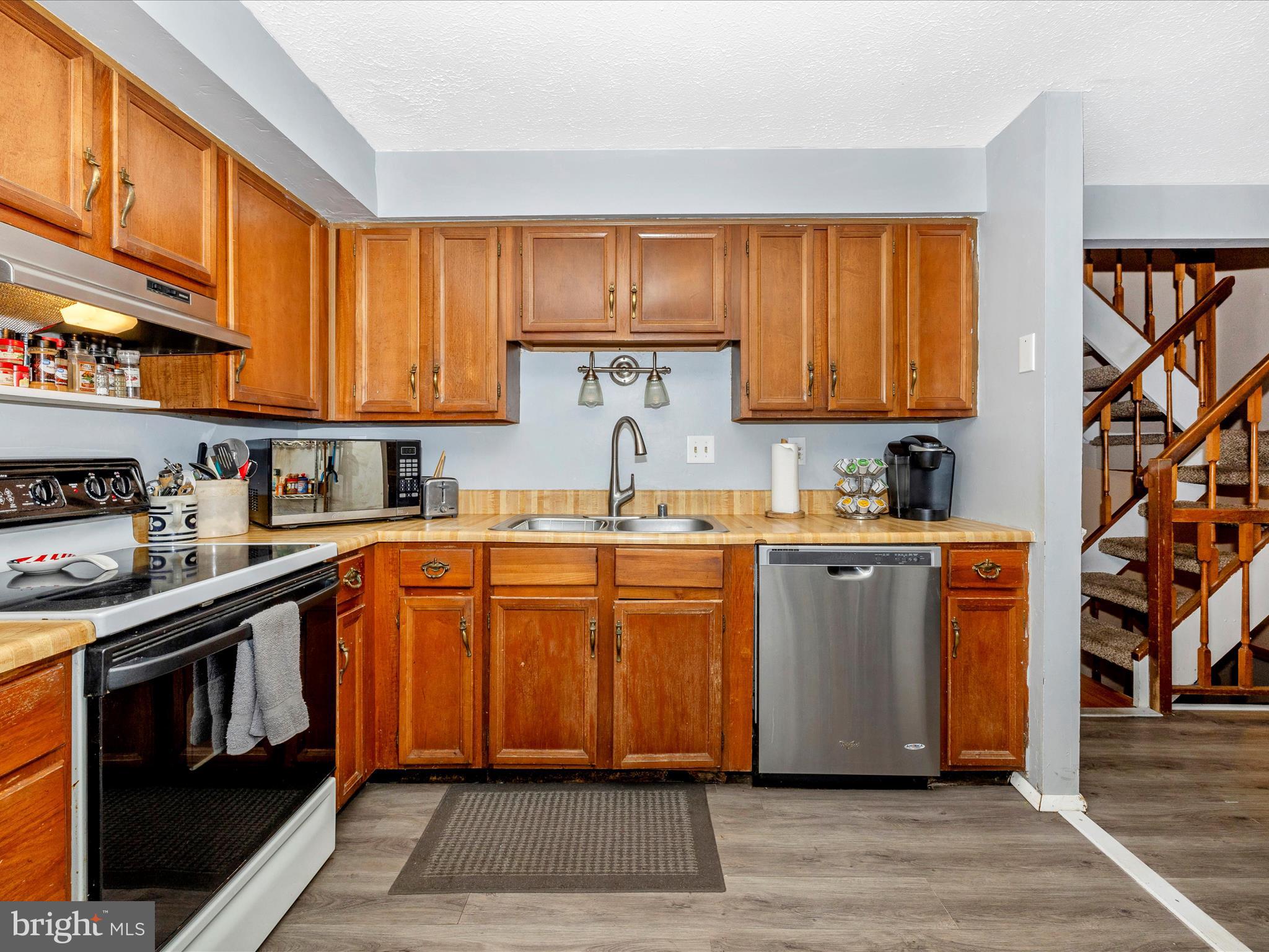 1725 NORTHRIDGE LANE