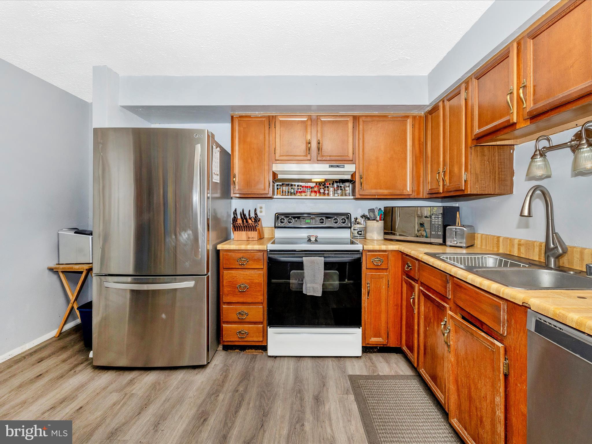 1725 NORTHRIDGE LANE