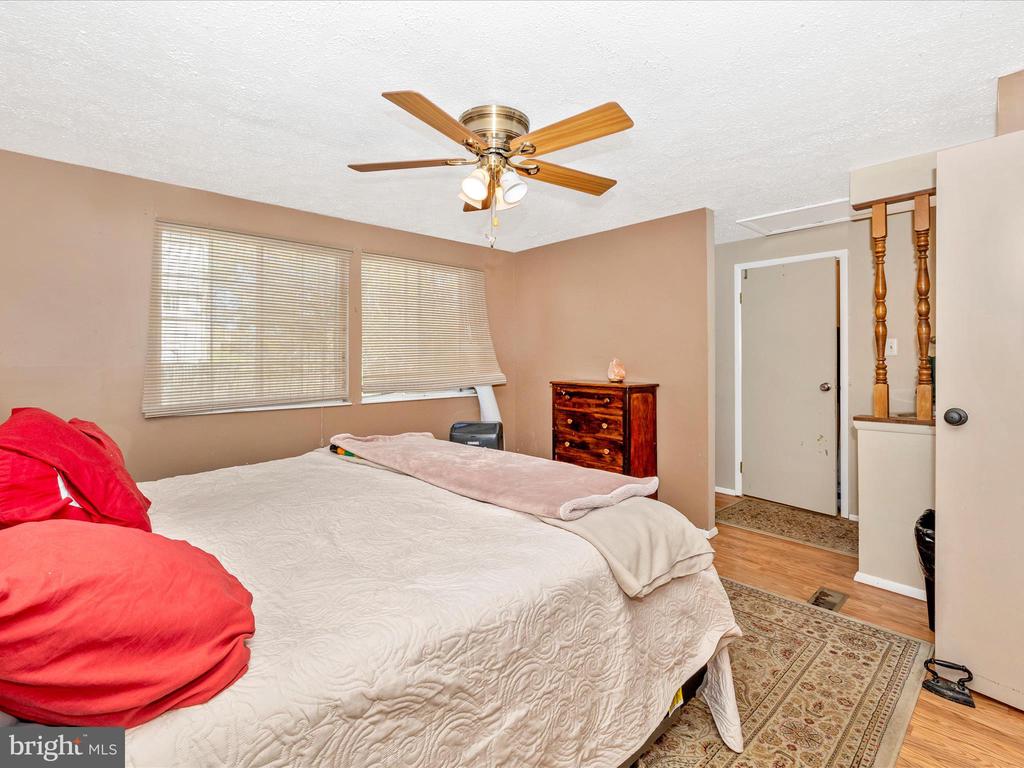 1725 NORTHRIDGE LANE