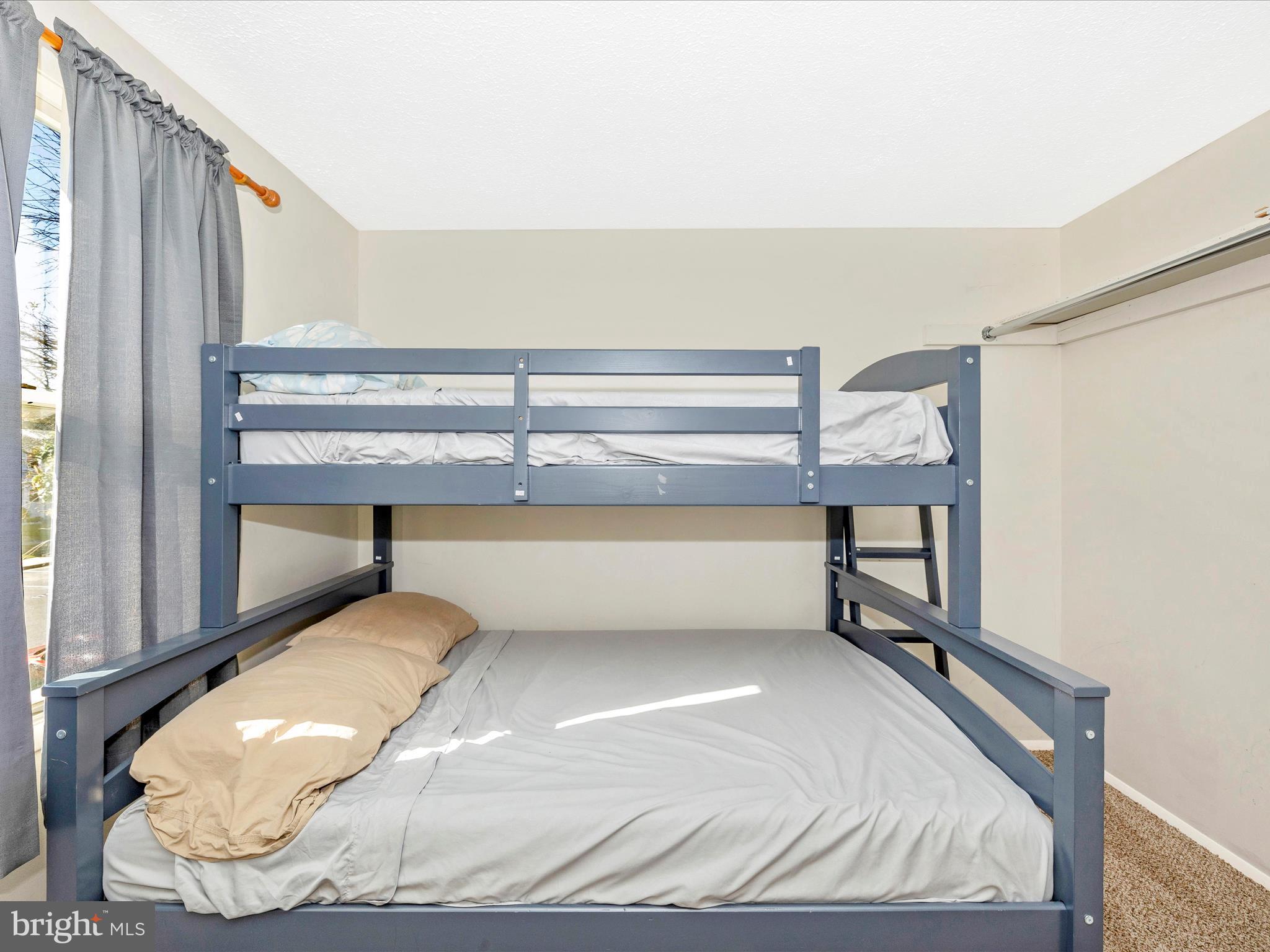 1725 NORTHRIDGE LANE