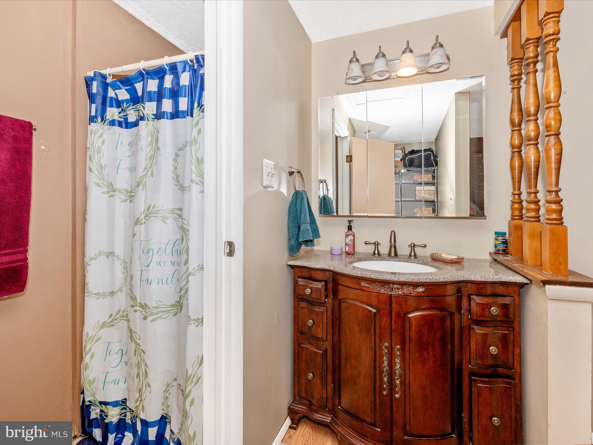 1725 NORTHRIDGE LANE