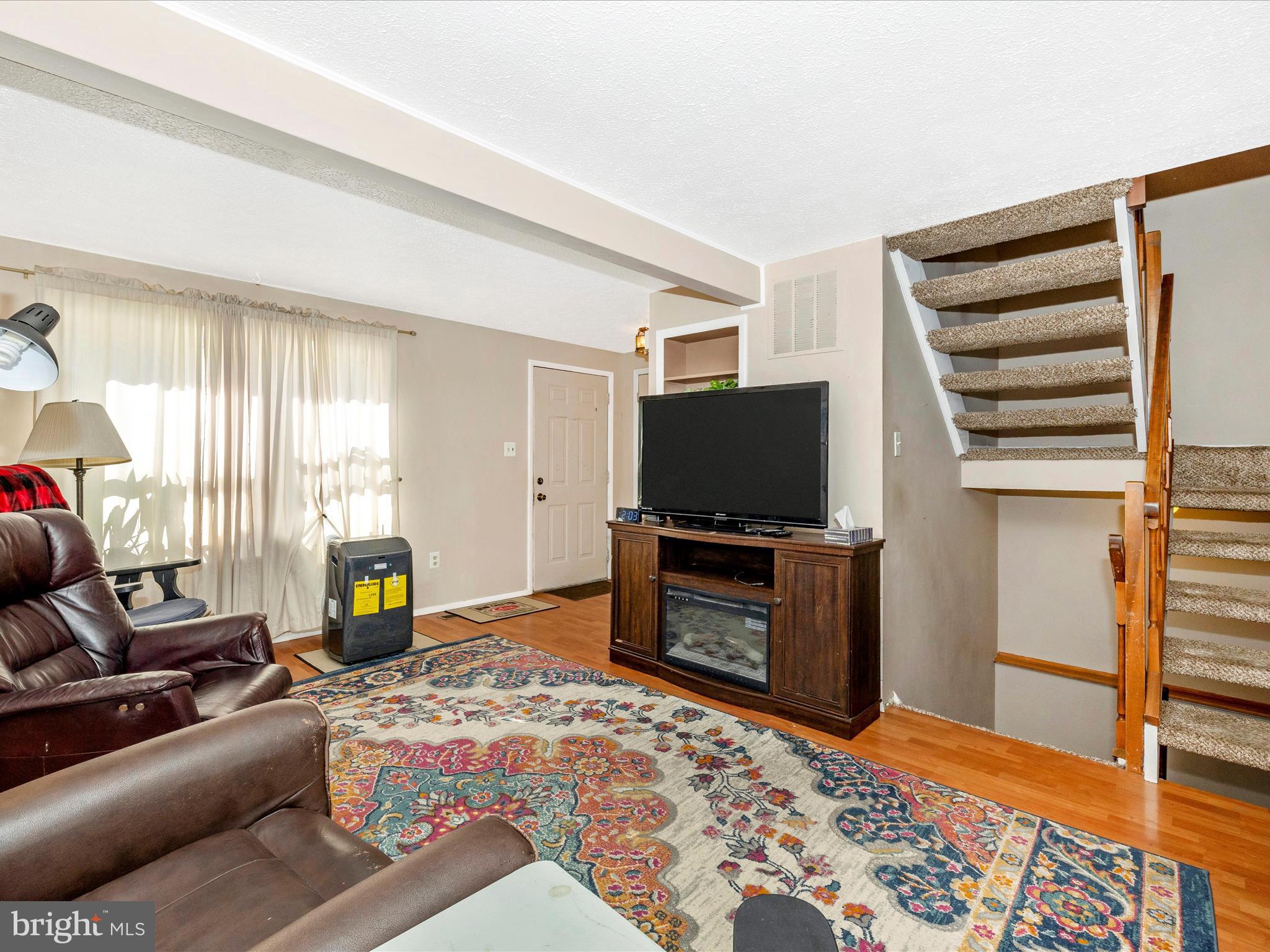 1725 NORTHRIDGE LANE