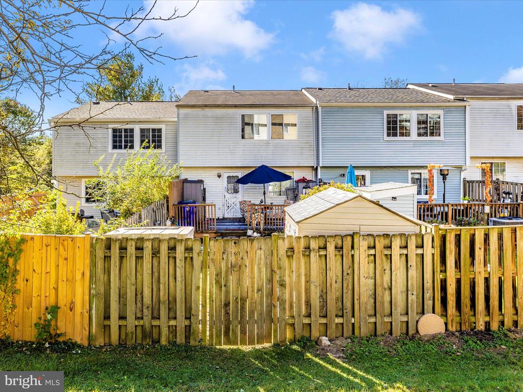 1725 NORTHRIDGE LANE
