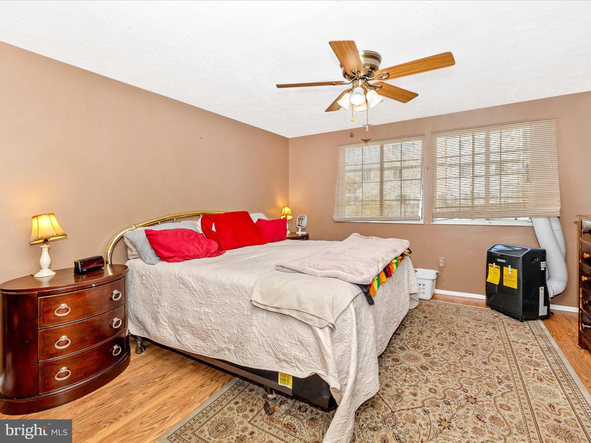 1725 NORTHRIDGE LANE